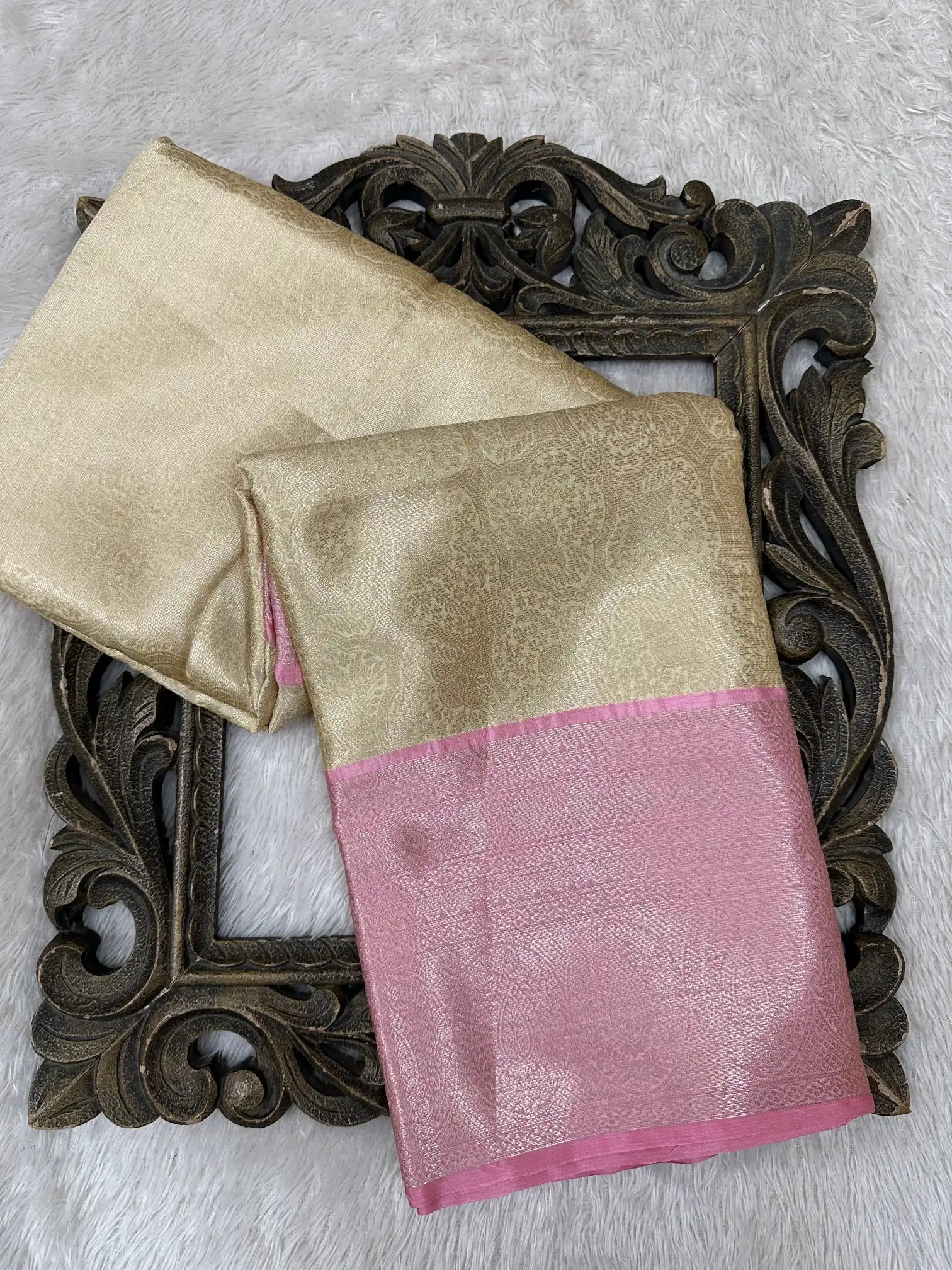 Contemporary Weave Kora Tissue Silk Banarasi Saree