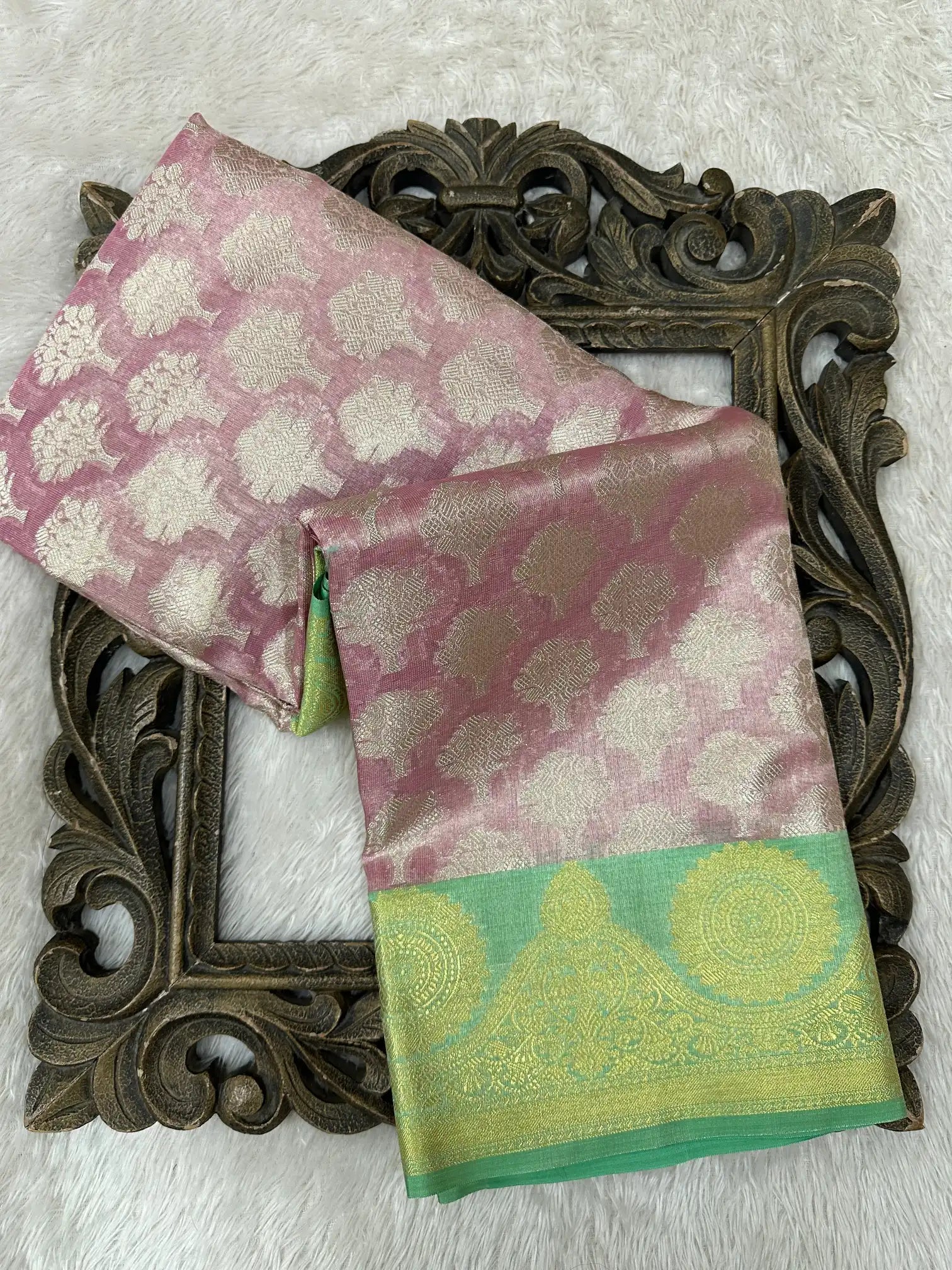 Contemporary Weave Kora Tissue Silk Banarasi Saree