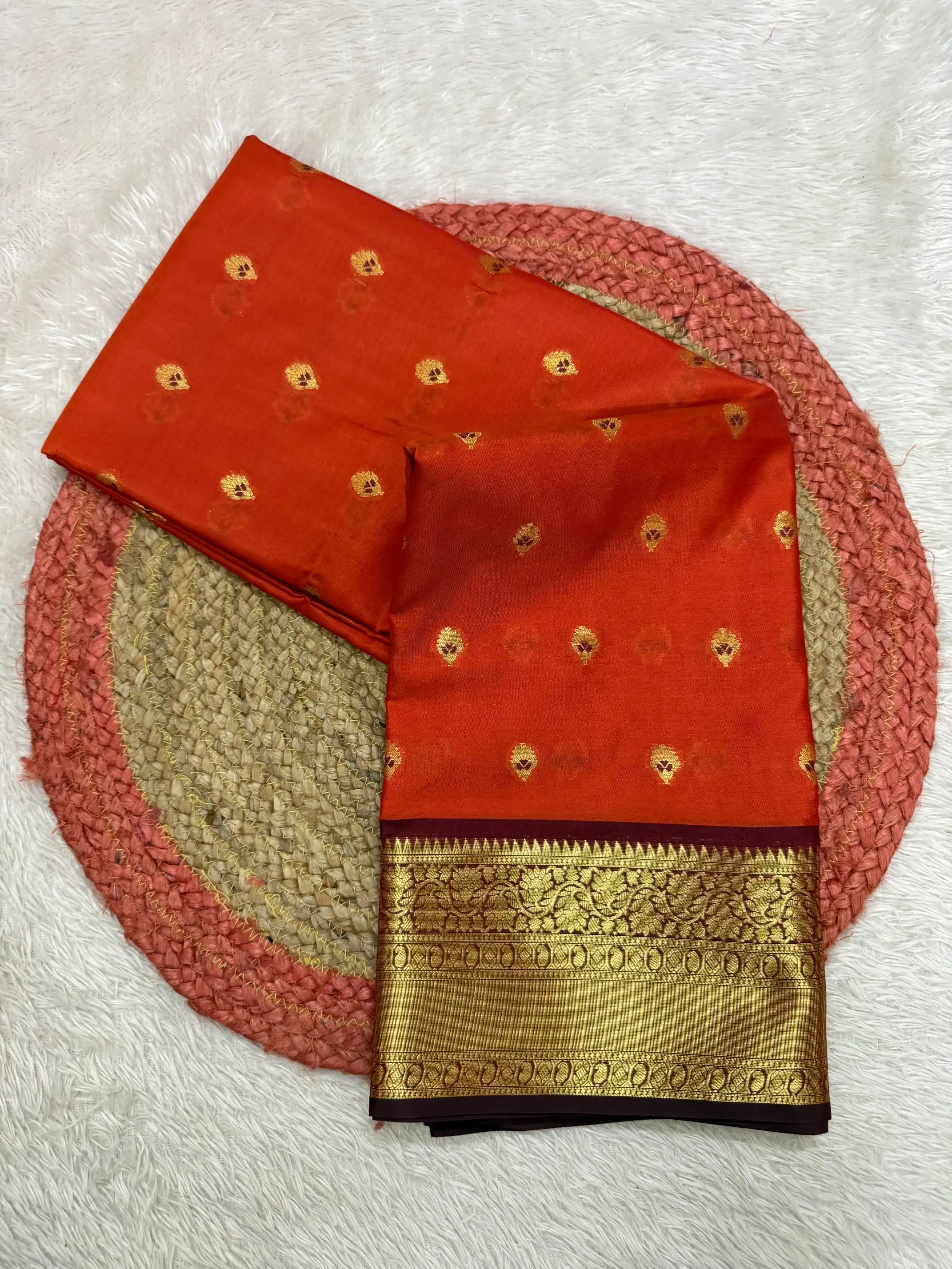 Contemporary Weave Kora Tissue Silk Banarasi Saree