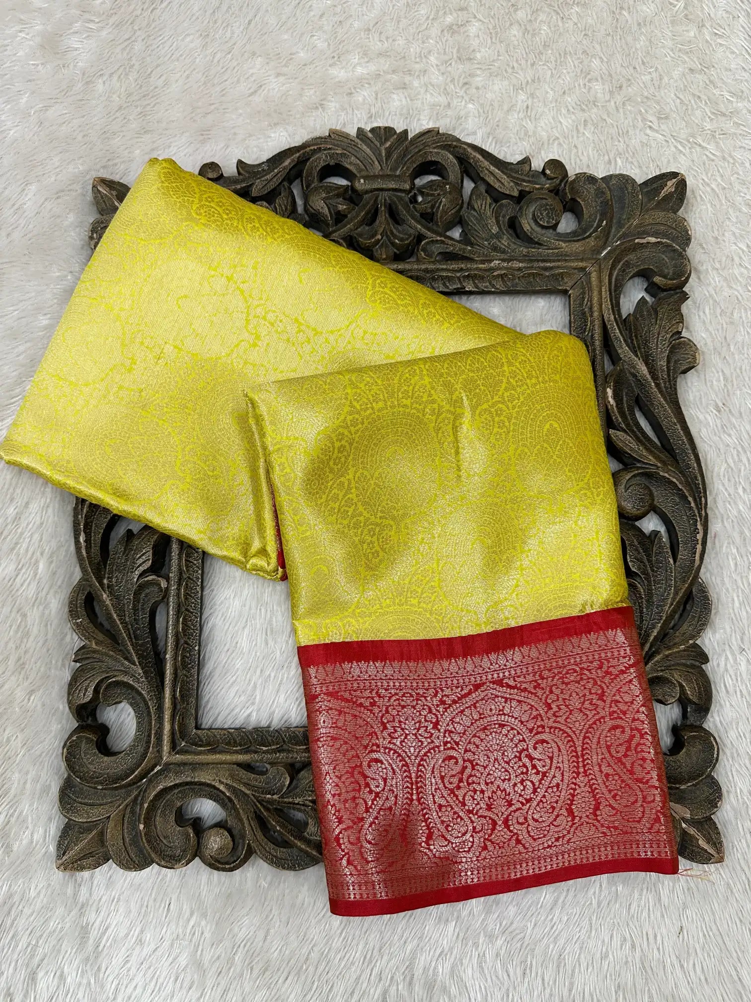Contemporary Weave Kora Tissue Silk Banarasi Saree