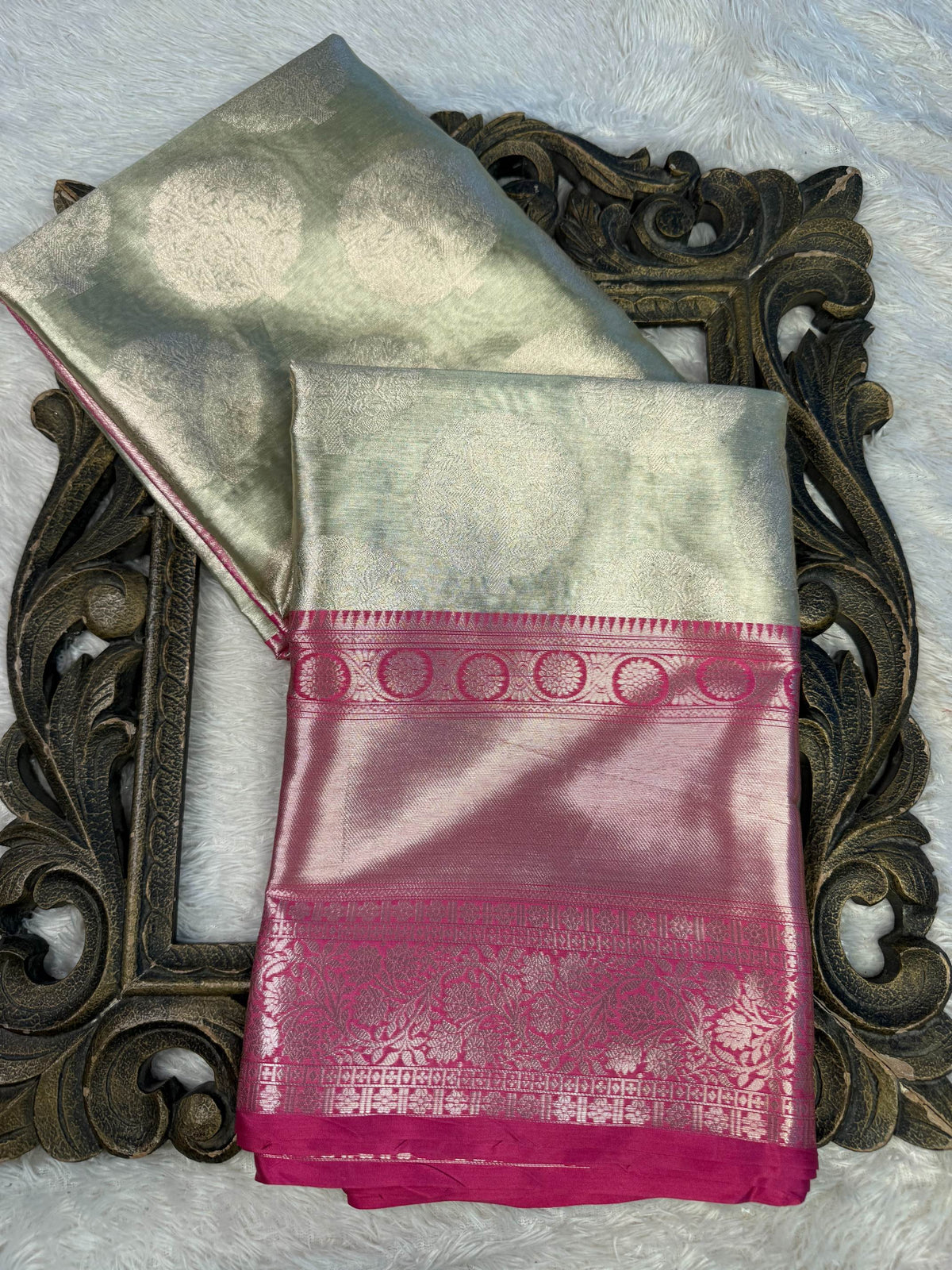 Premium Contemperory Weave Softsilk Banarasi Saree