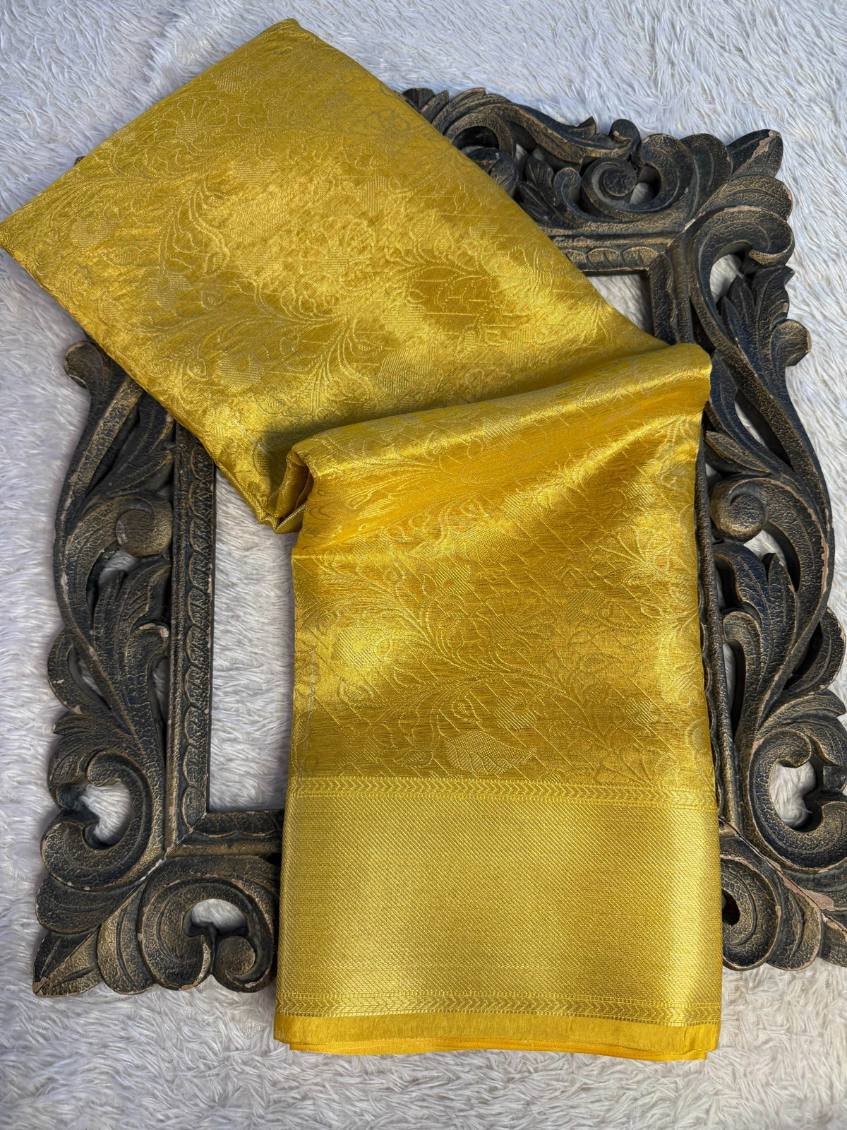 Eccentric zari weave Softsilk Banarasi Saree