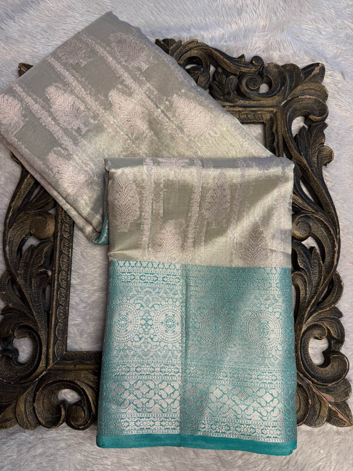 Eccentric zari weave Softsilk Banarasi Saree