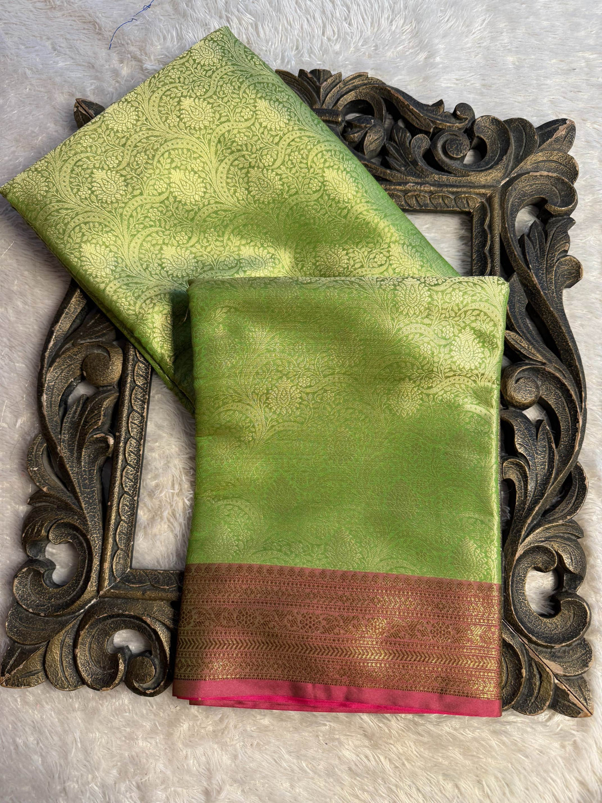 Premium Contemperory Weave Softsilk Banarasi Saree