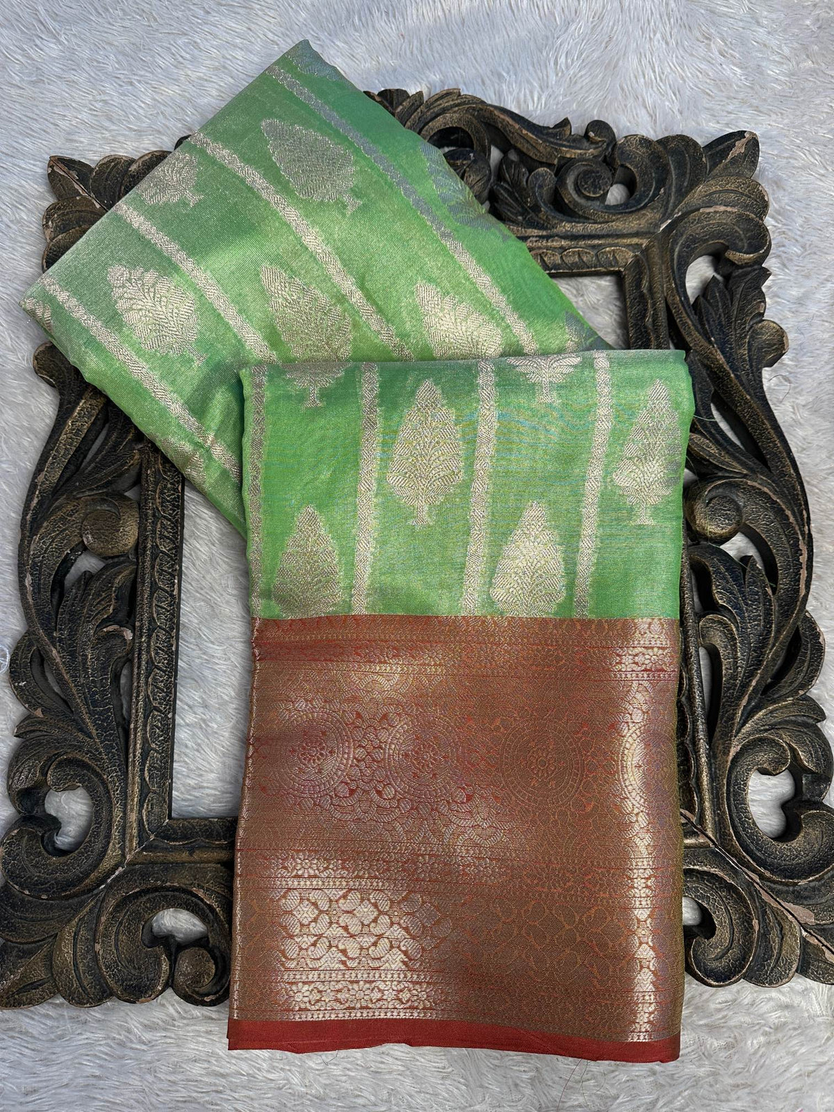 Eccentric zari weave Softsilk Banarasi Saree