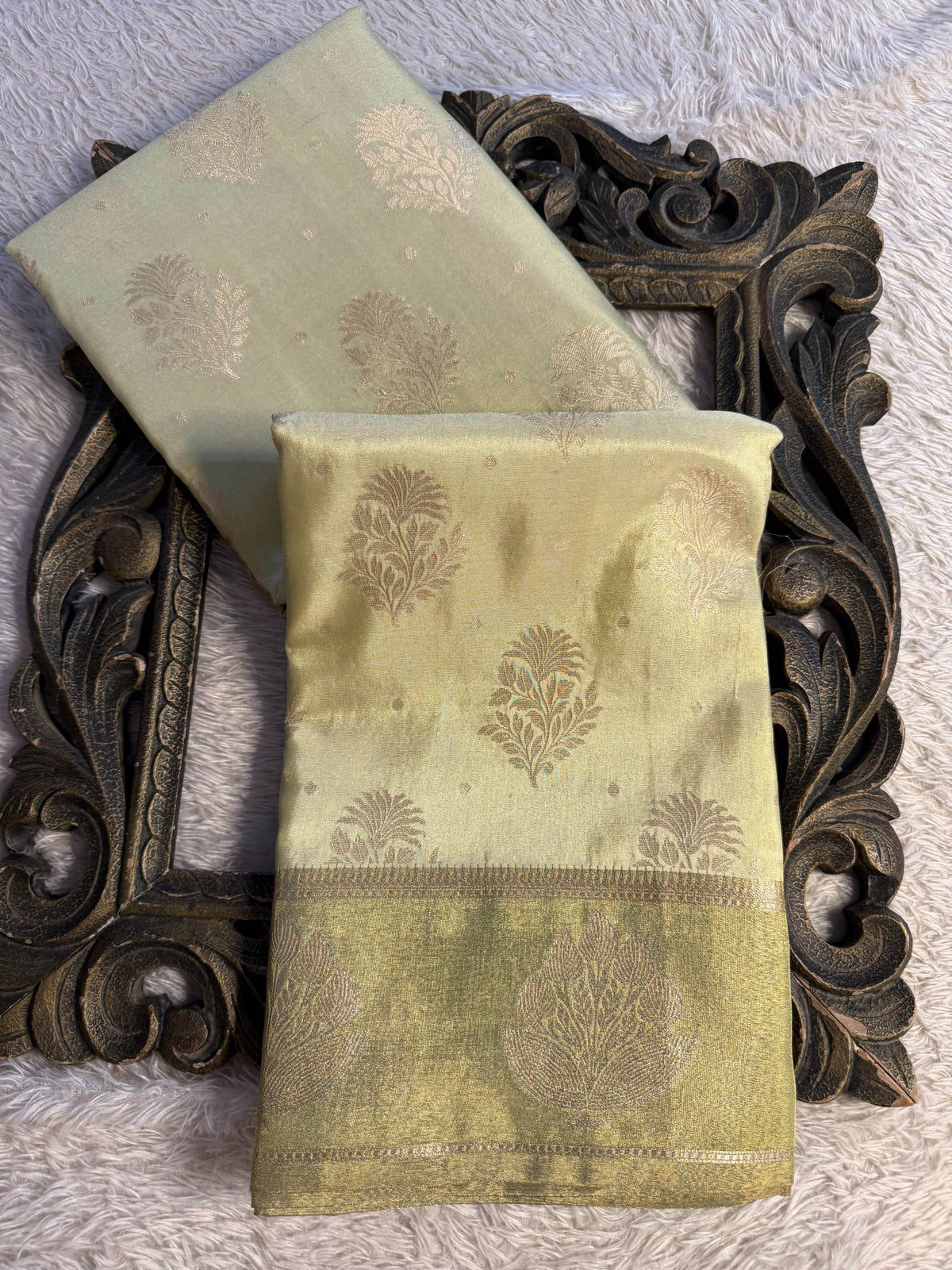 Premium Contemperory Weave Softsilk Banarasi Saree
