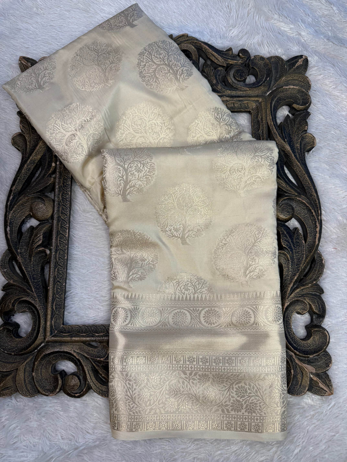 Eccentric zari weave Softsilk Banarasi Saree