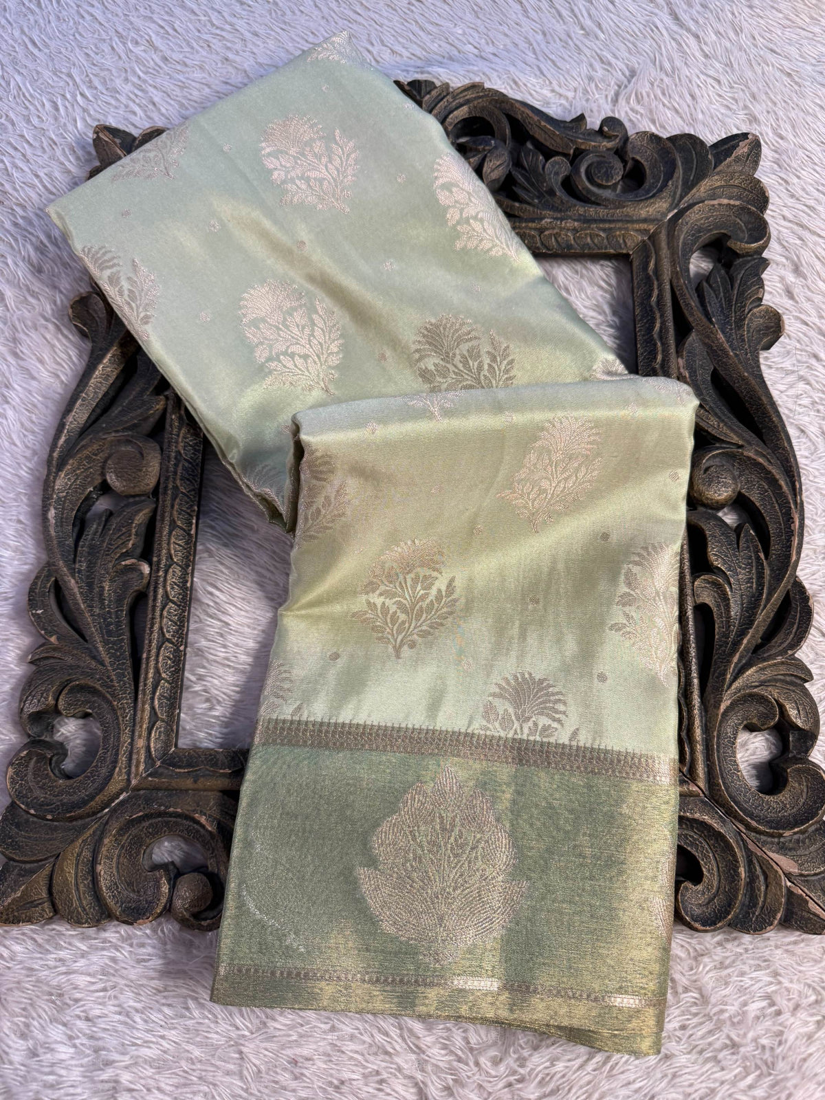 Premium Contemperory Weave Softsilk Banarasi Saree
