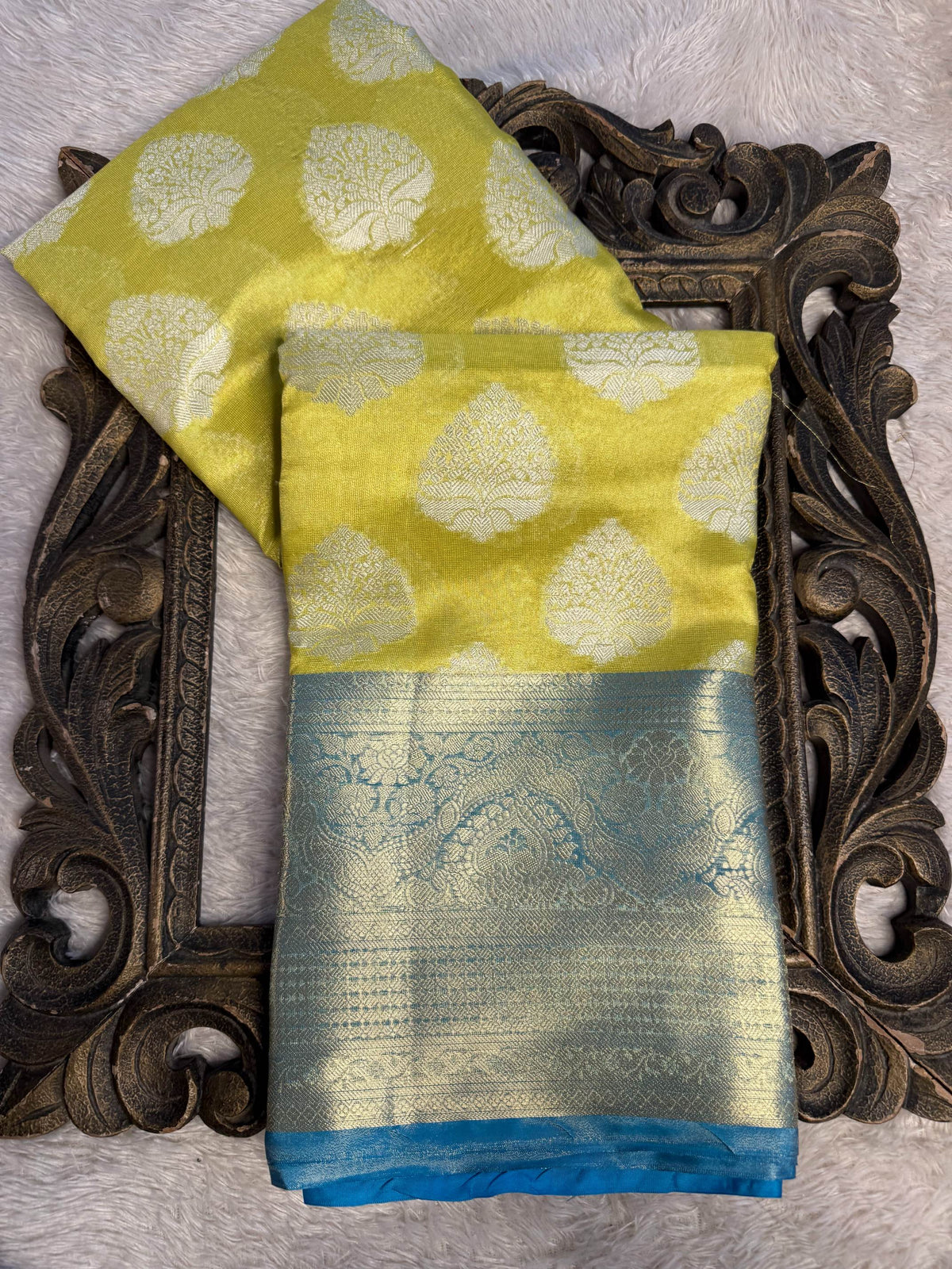 Eccentric zari weave Softsilk Banarasi Saree
