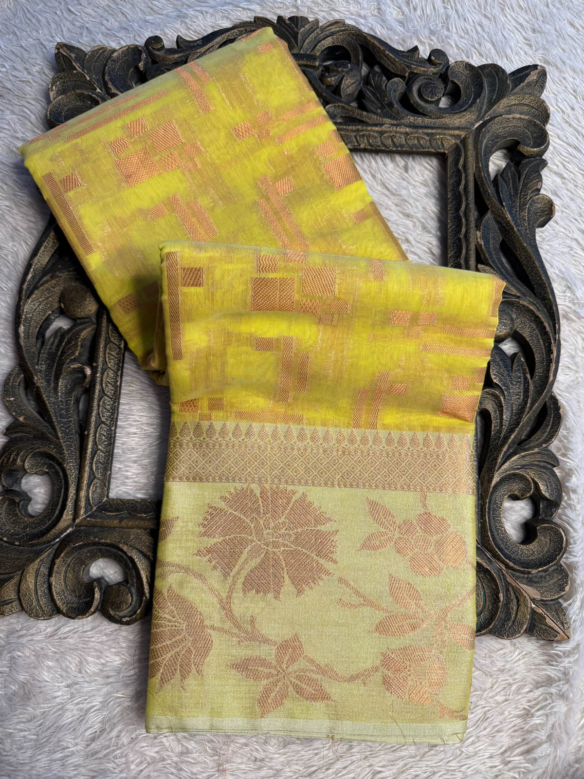 Premium Contemperory Weave Softsilk Banarasi Saree