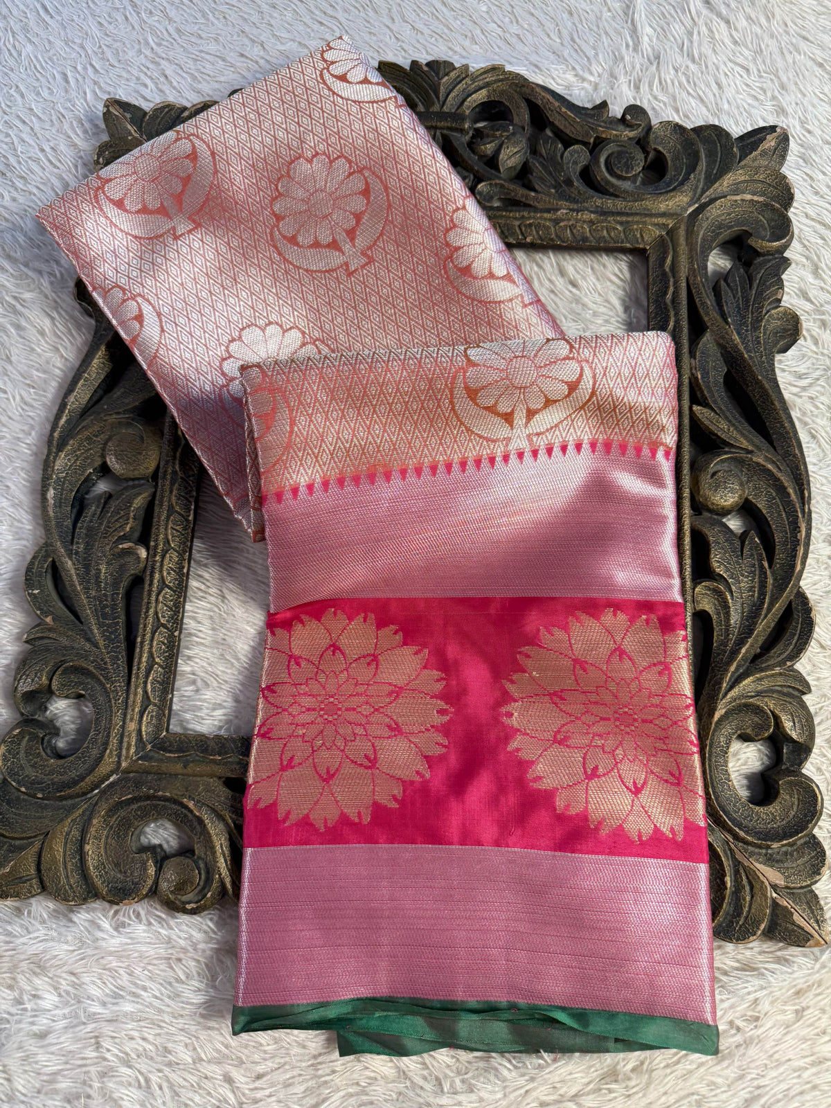 Premium Contemperory Weave Softsilk Banarasi Saree
