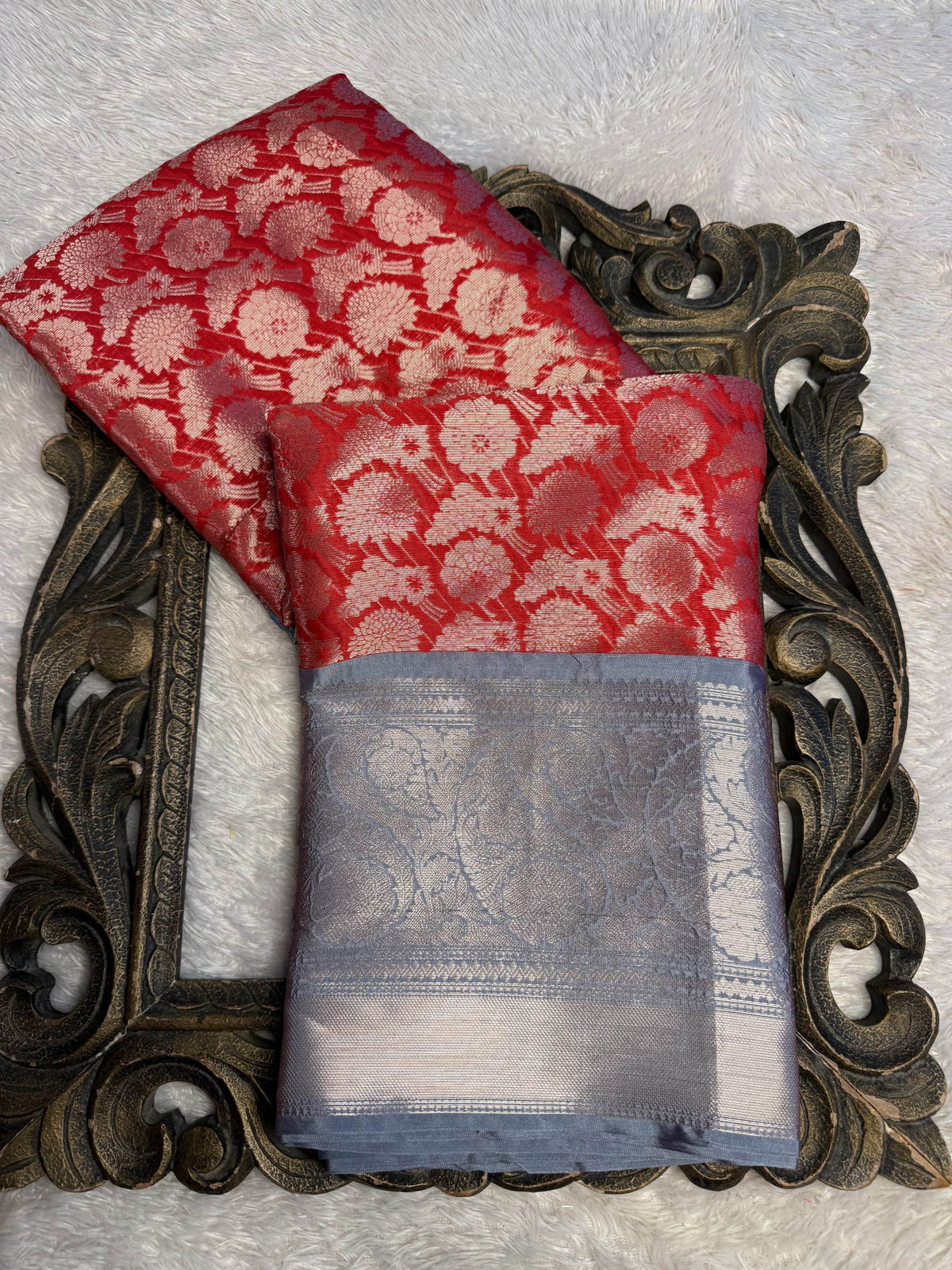 Eccentric zari weave Softsilk Banarasi Saree
