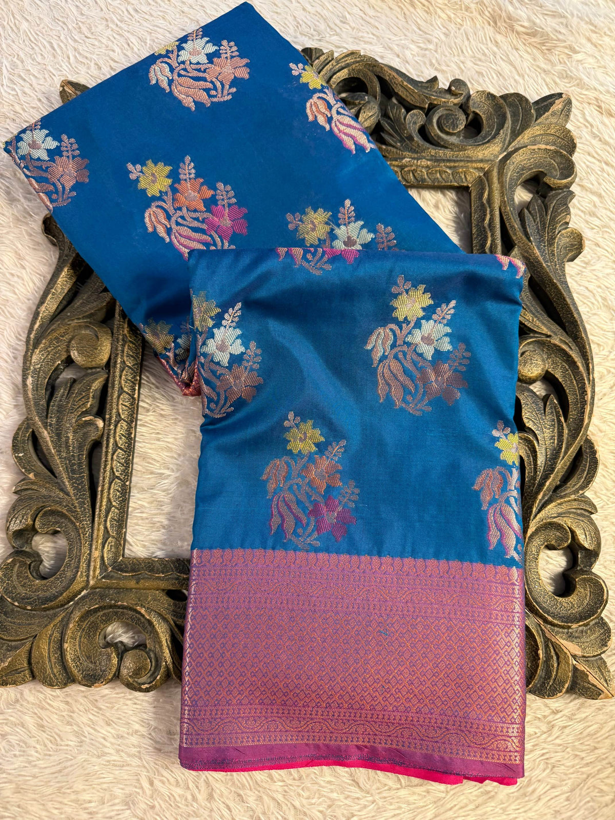 Premium Contemperory Weave Softsilk Banarasi Saree