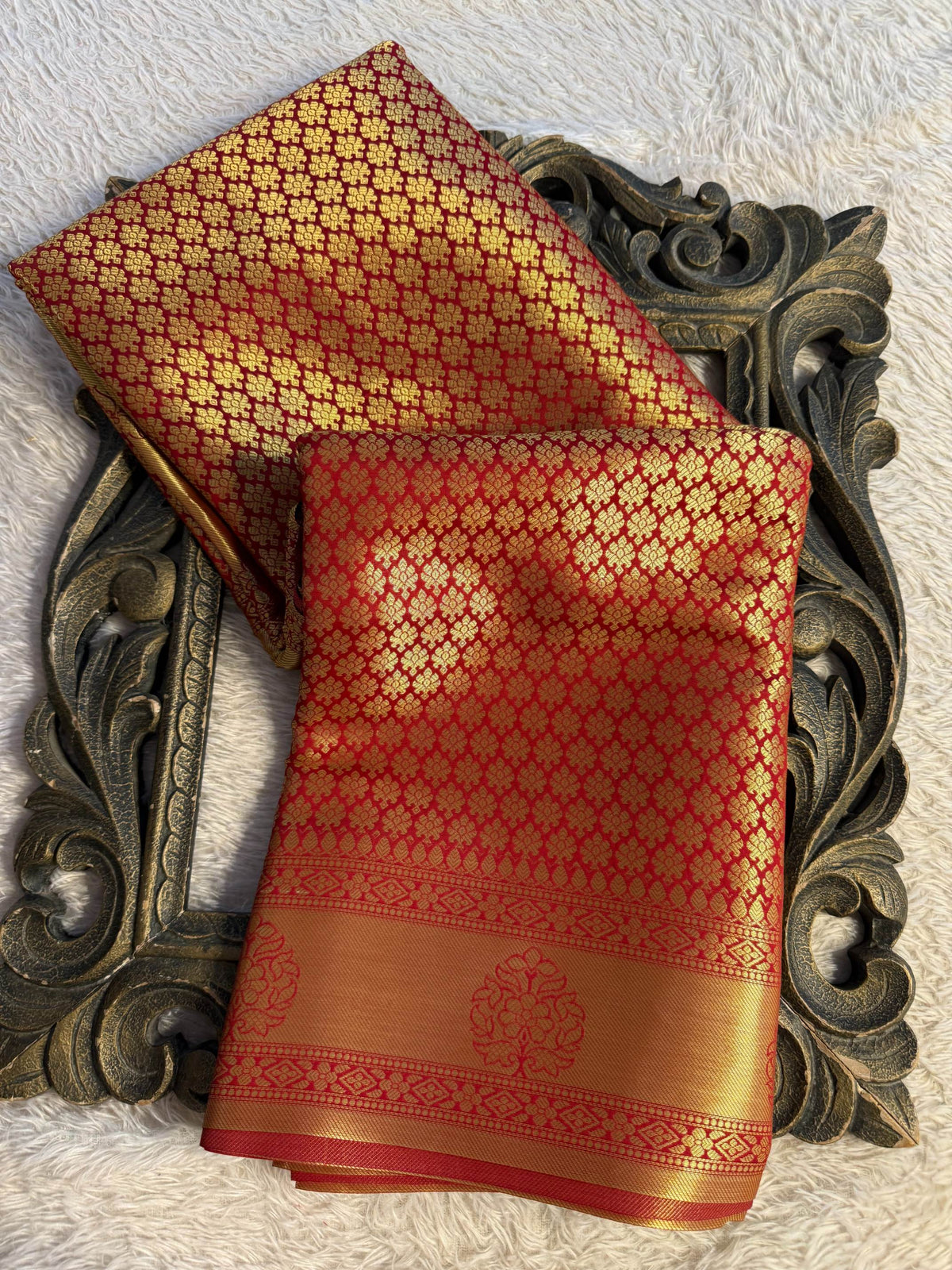 Eccentric zari weave Softsilk Banarasi Saree