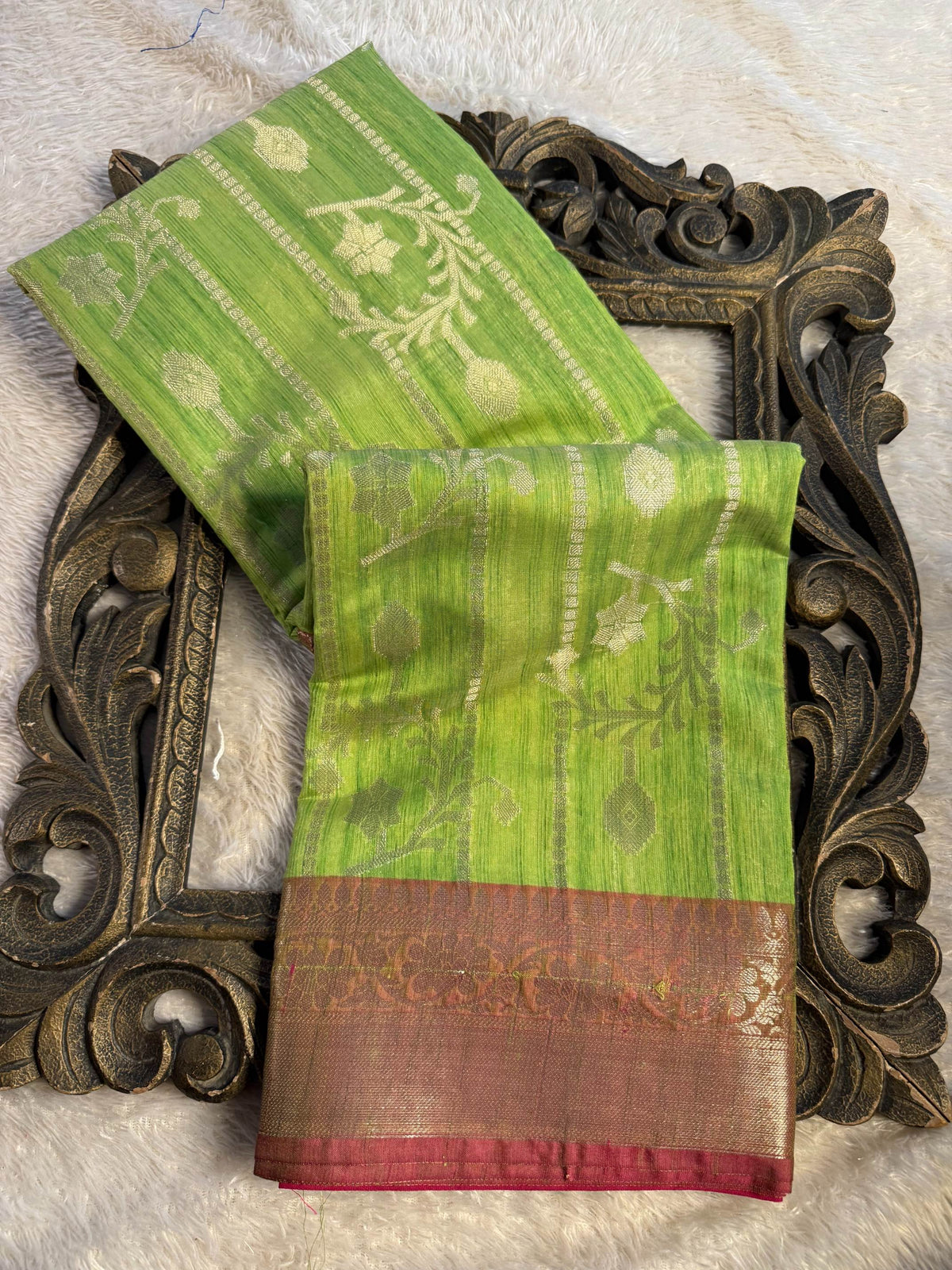 Premium Contemperory Weave Softsilk Banarasi Saree