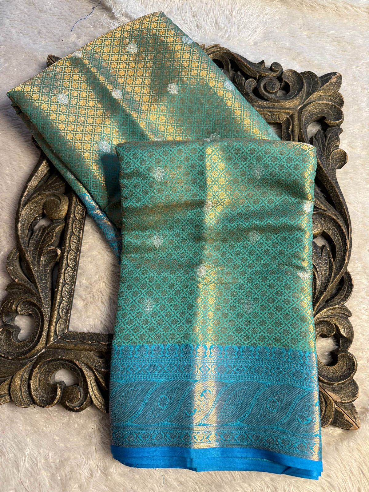 Premium Contemperory Weave Softsilk Banarasi Saree