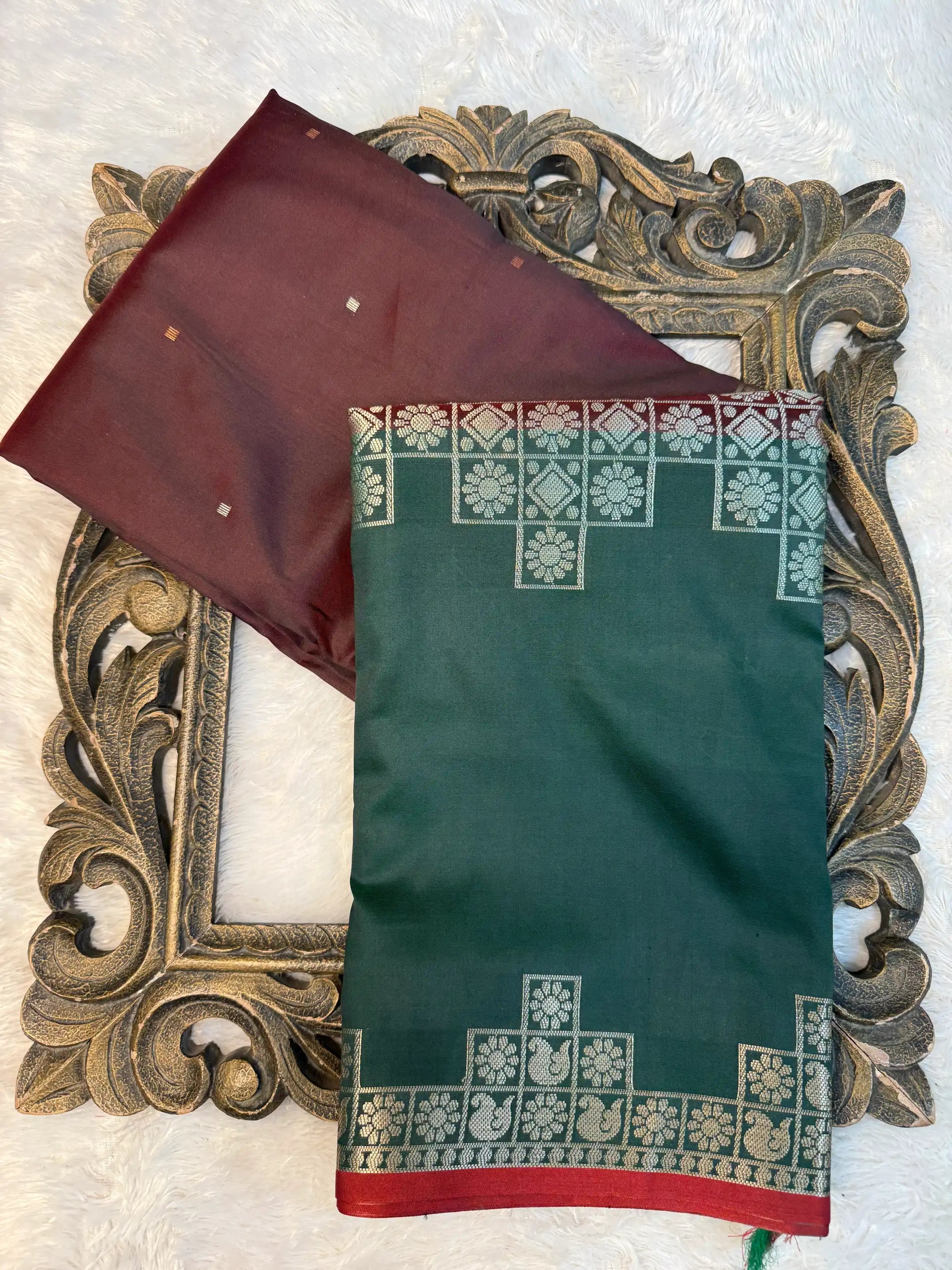 Contemporary Weave Kora Tissue Silk Banarasi Saree