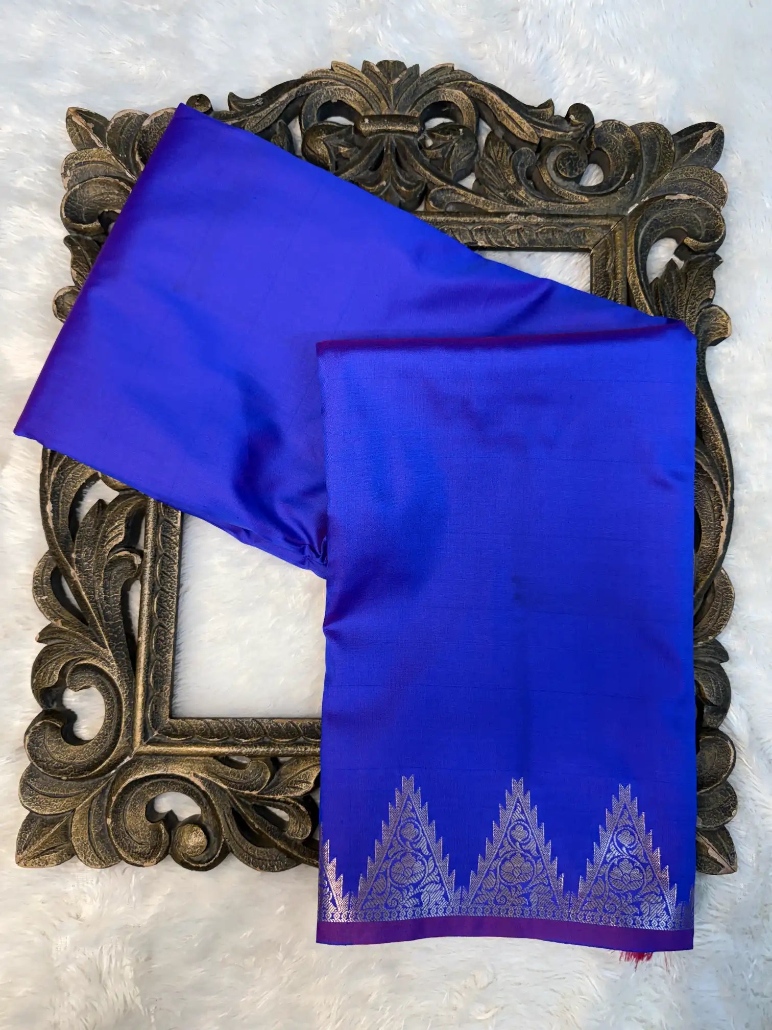 Eccentric Weave Softsilk Traditional Banarasi Saree