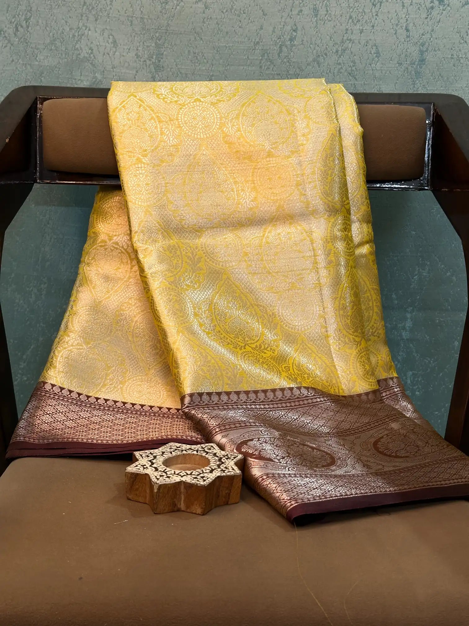 Eccentric Weave Softsilk Traditional Banarasi Saree