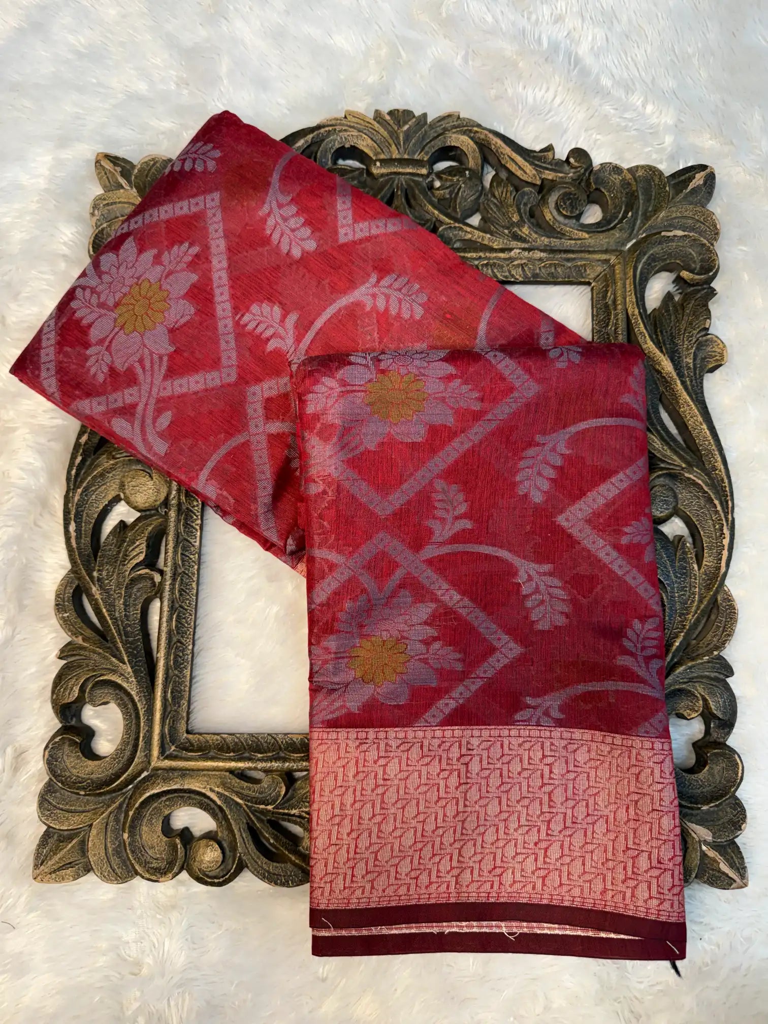 Contemporary Weave Kora Tissue Silk Banarasi Saree