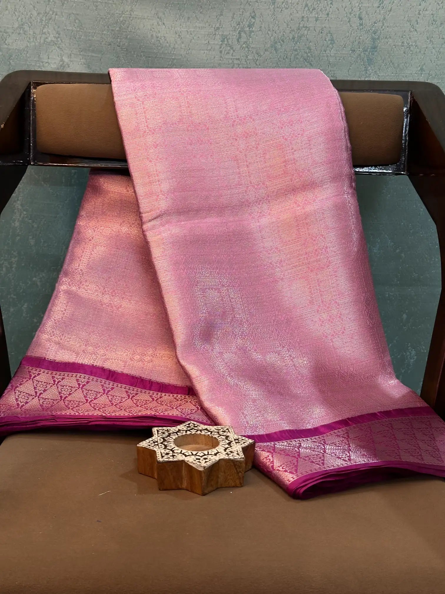 Contemporary Weave Kora Tissue Silk Banarasi Saree