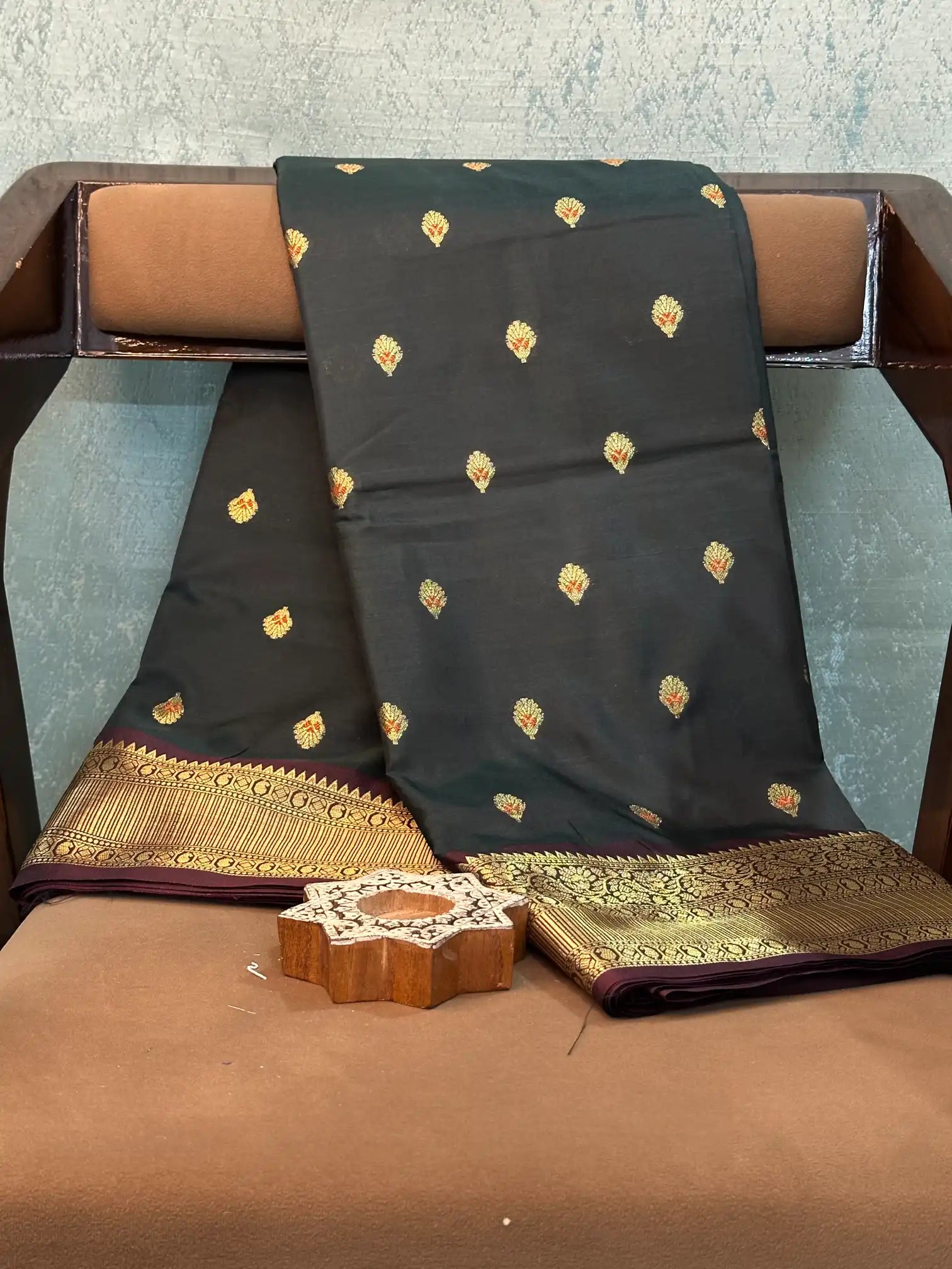 Eccentric Weave Softsilk Traditional Banarasi Saree