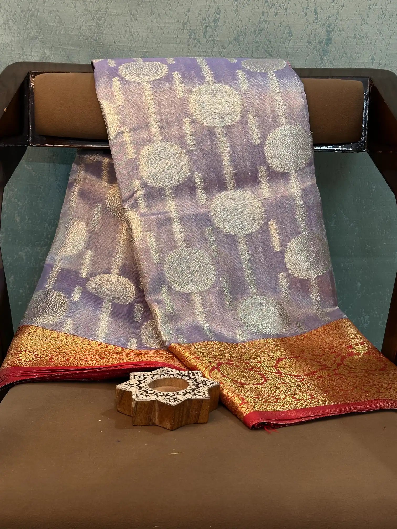 Eccentric Weave Softsilk Traditional Banarasi Saree