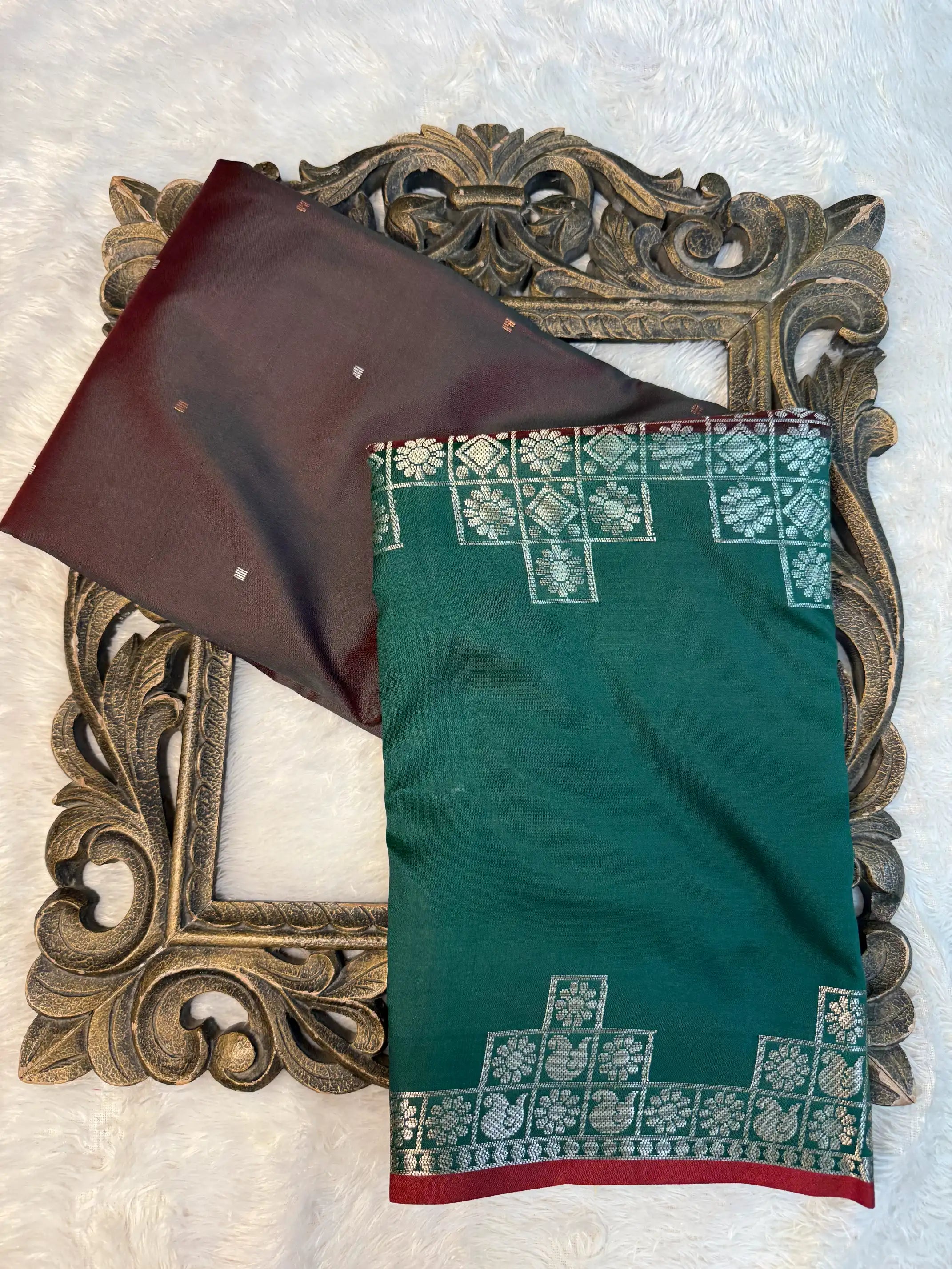 Contemporary Weave Kora Tissue Silk Banarasi Saree