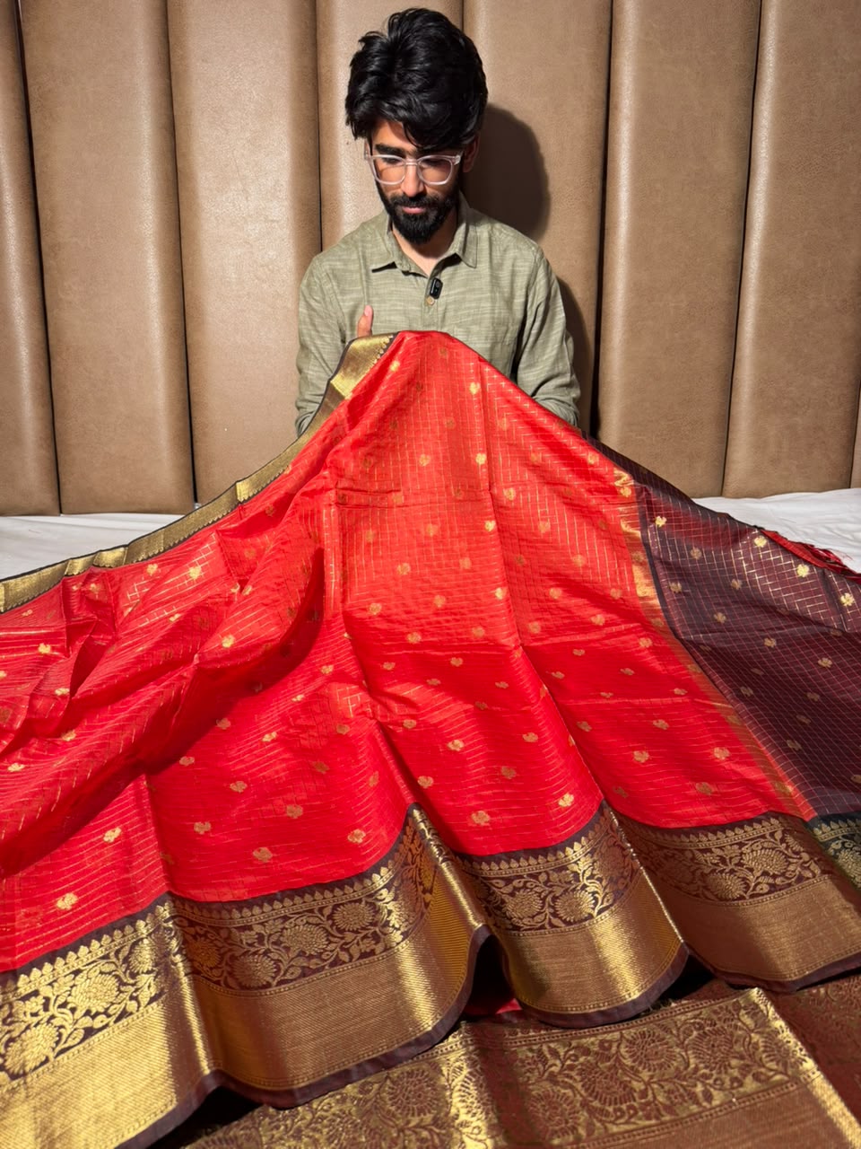 Pretty Red Checks Buti Softsilk Banarasi Saree