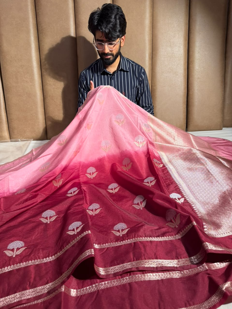 Pink Maroon Soft Chinia Silk Jacquard Banarasi Saree