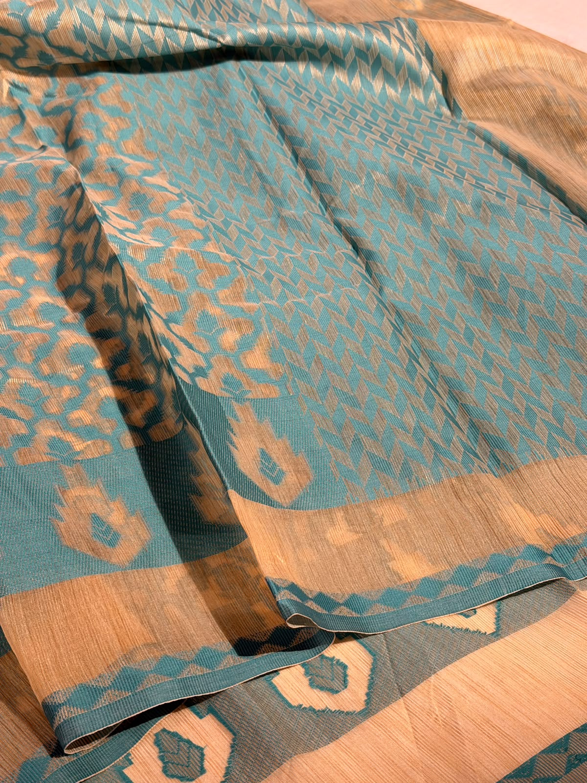 Cream Green Cotton Jamdani Pattern Saree