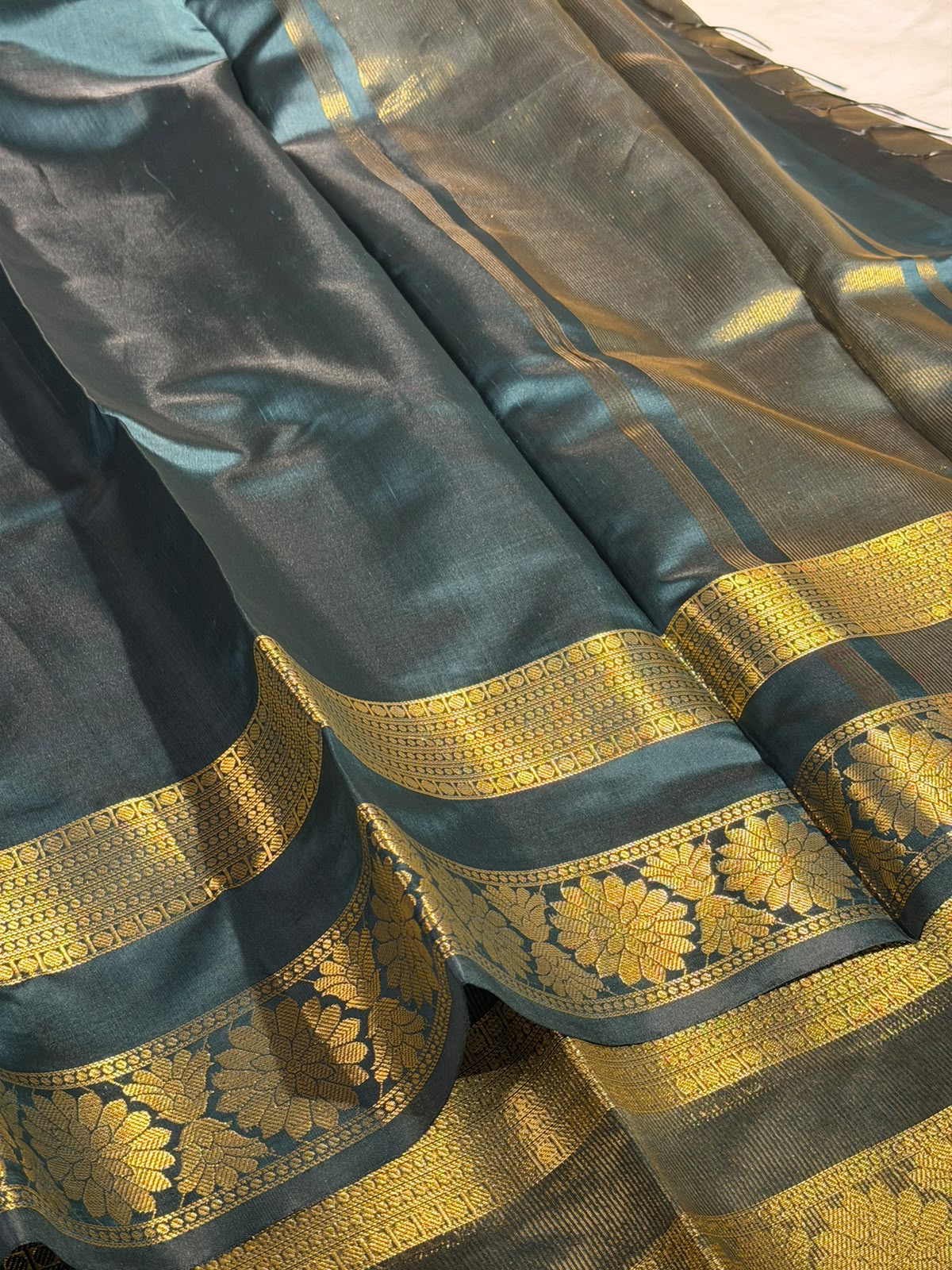 Dark Navy Softsilk Eccentric Banarasi Saree