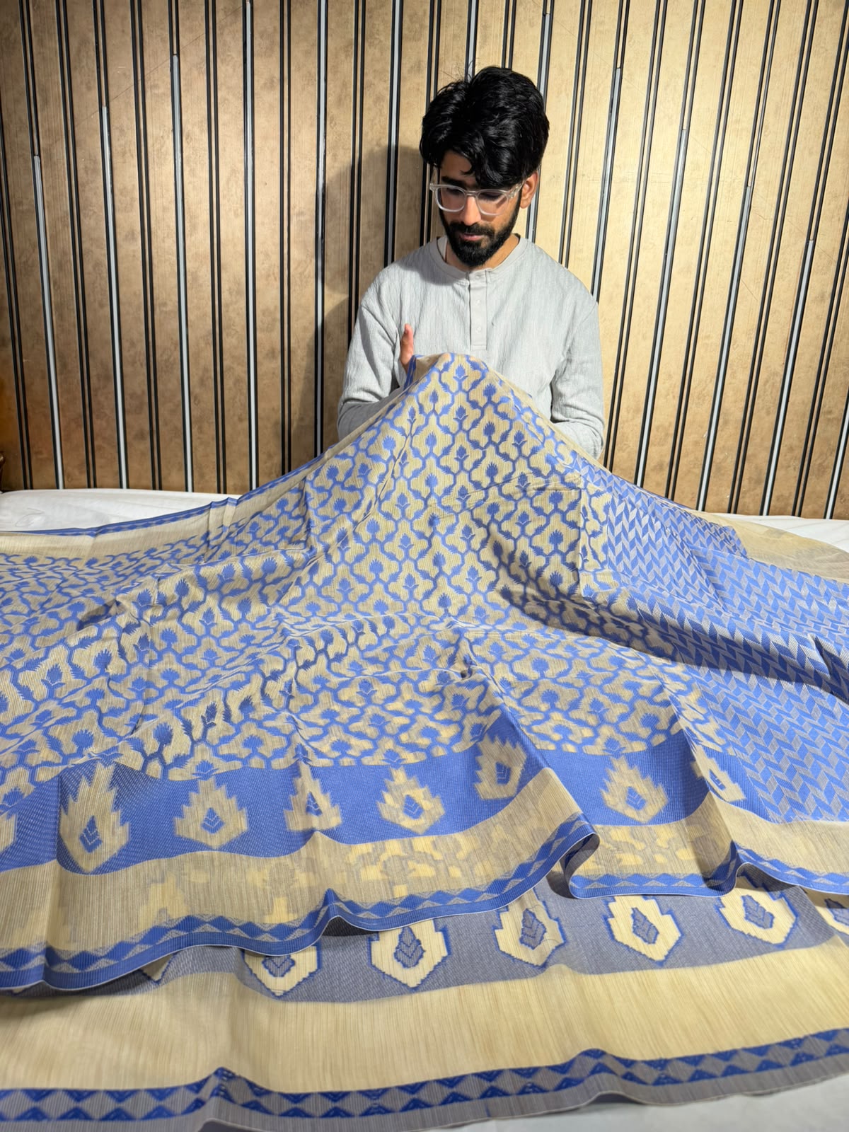 Cream Blue Cotton Jamdani Pattern Saree