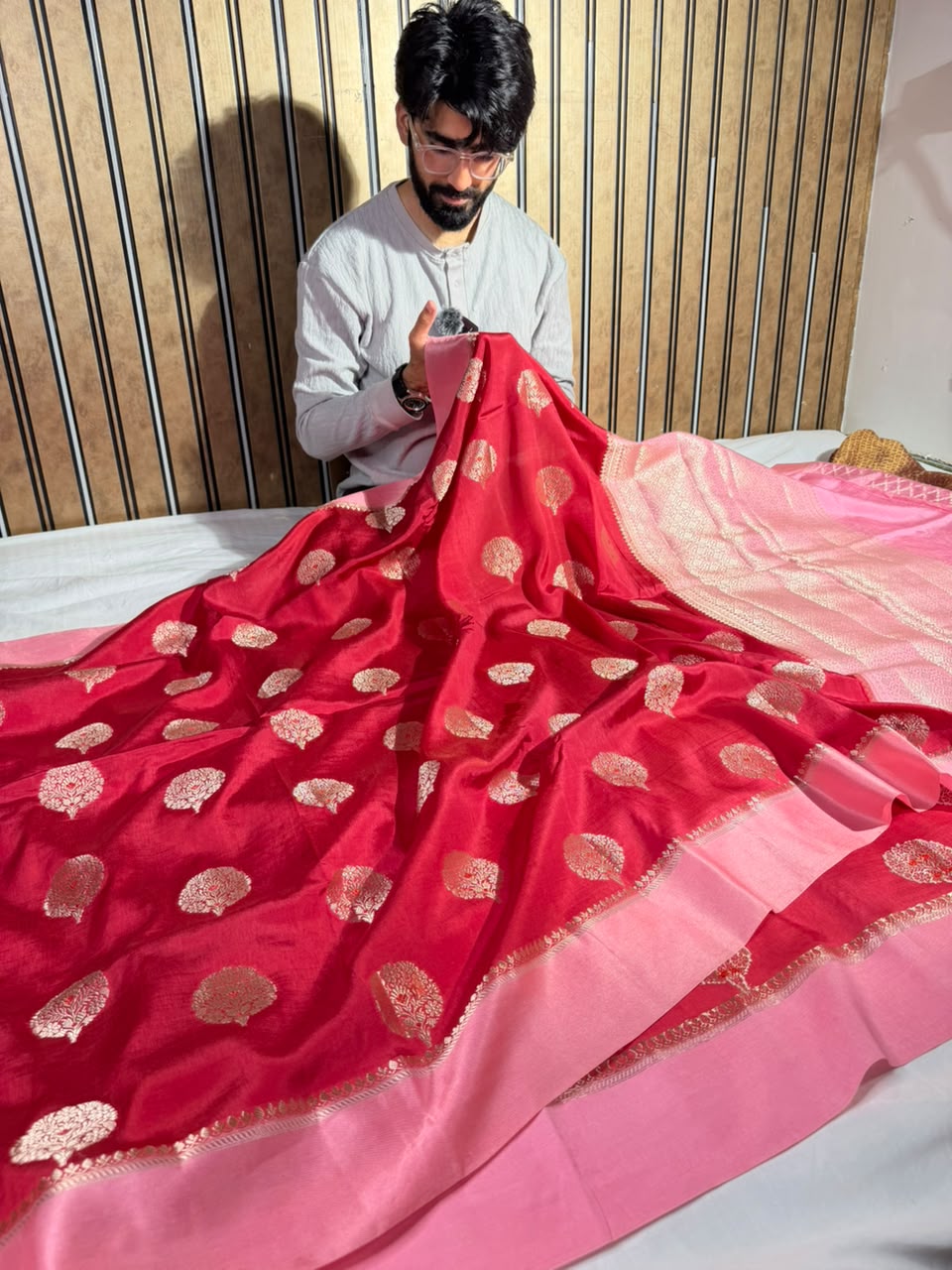 Rani Pink Comfortable Chinia Silk Banarasi Saree