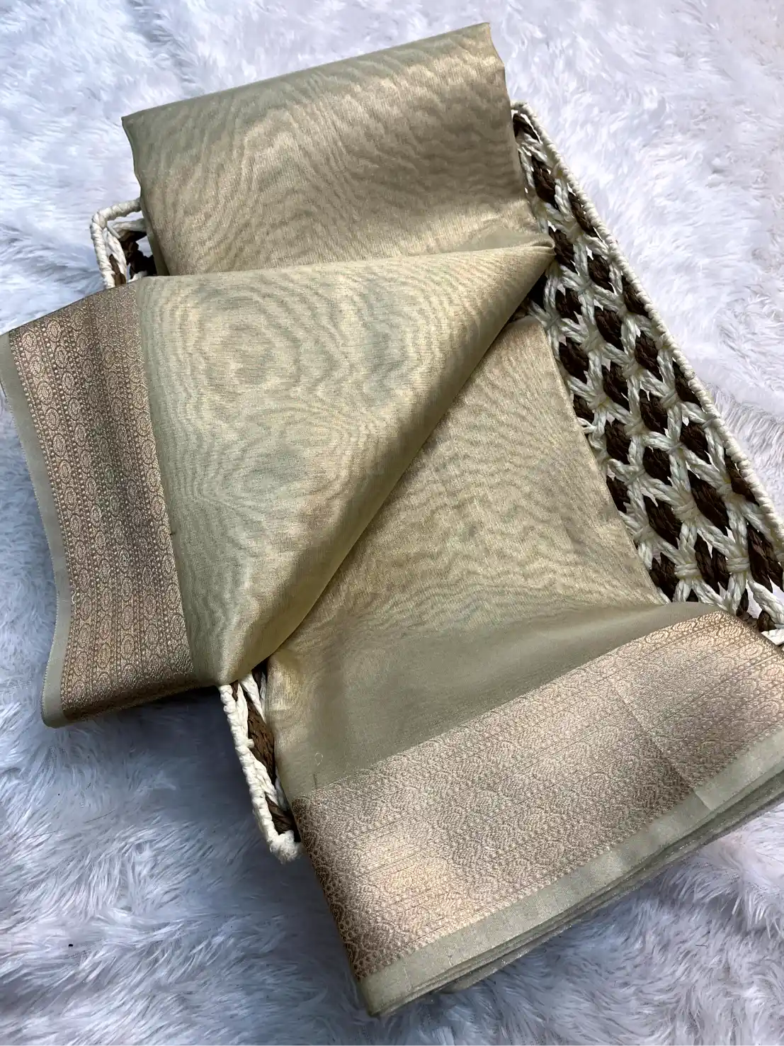 Zari Border Weave Traditional Banarasi Saree