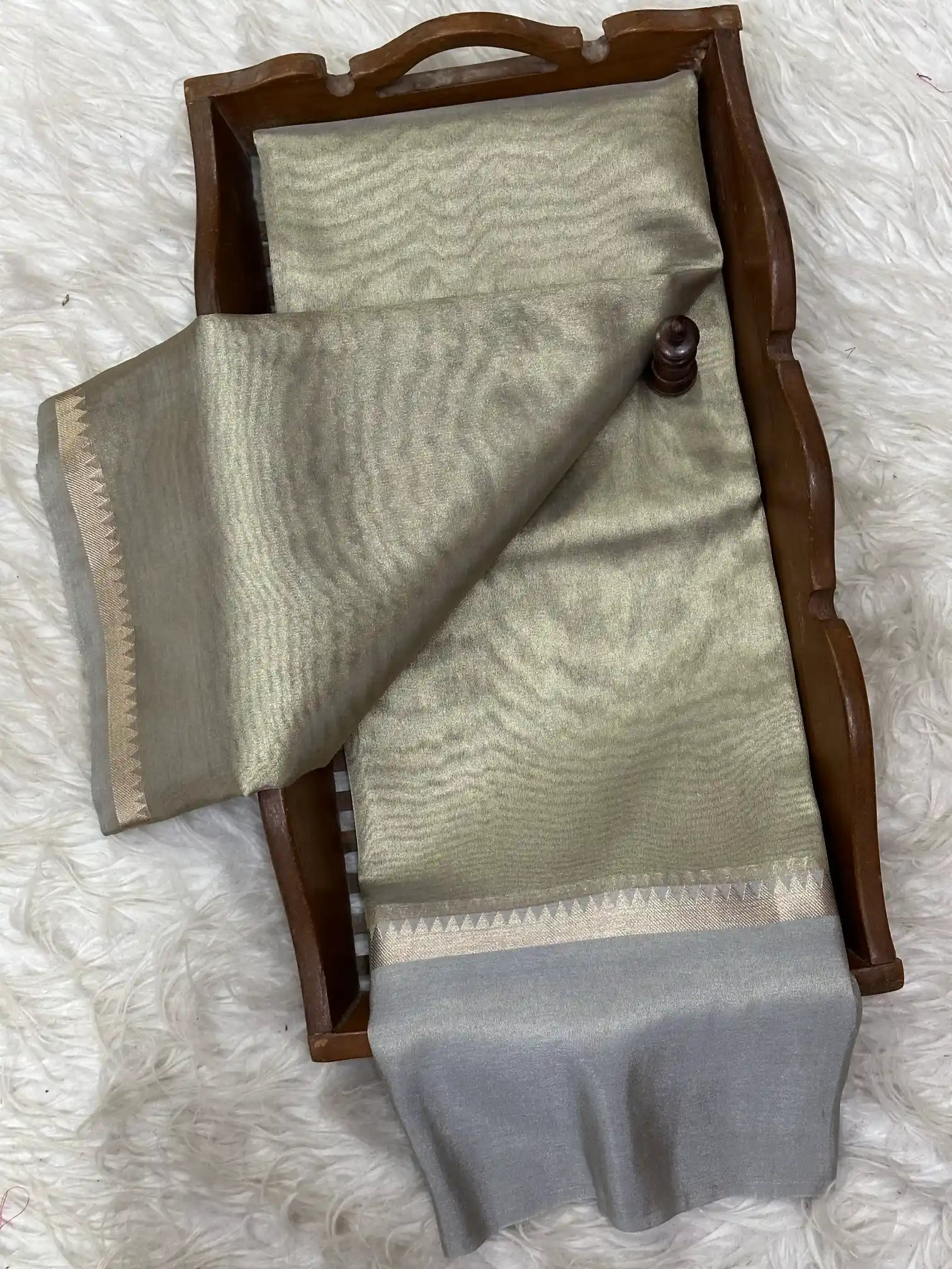 Zari Border Weave Traditional Banarasi Saree