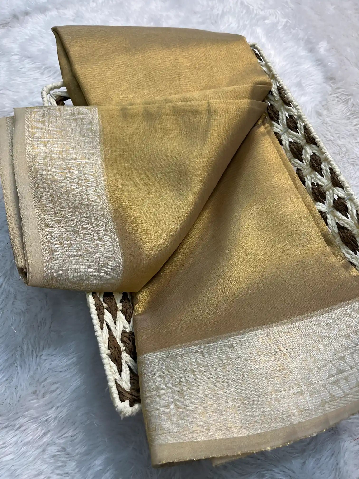 Zari Border Weave Traditional Banarasi Saree