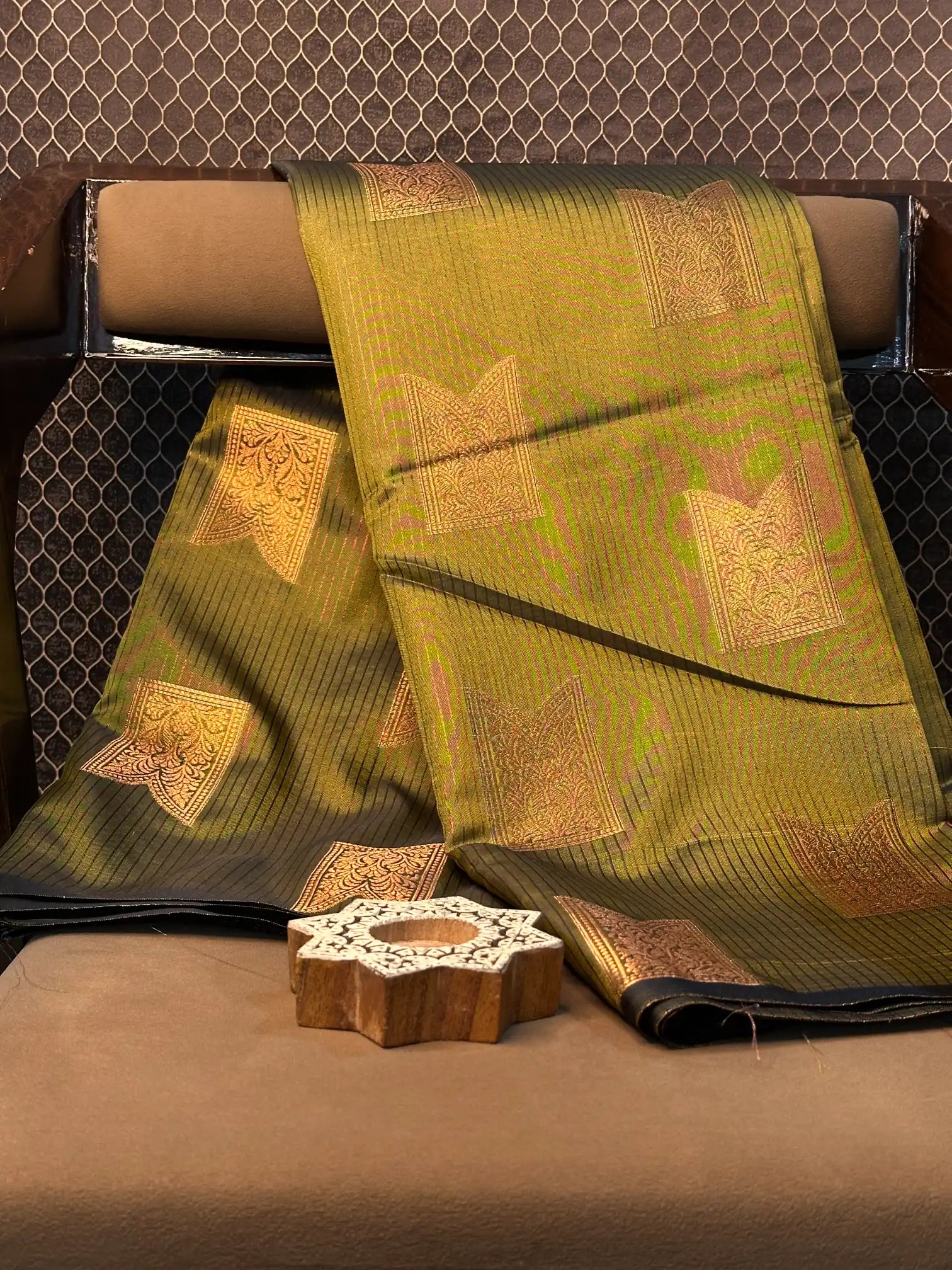 Contemporary Weave Softsilk Heritage Banarasi Saree