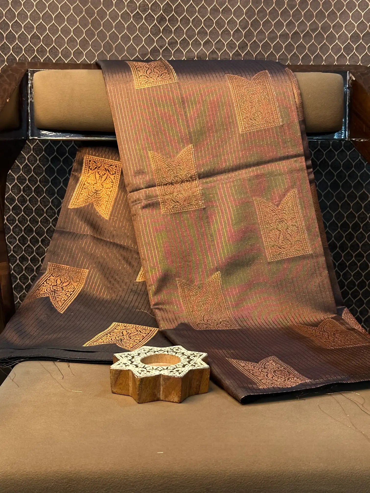 Contemporary Weave Softsilk Heritage Banarasi Saree