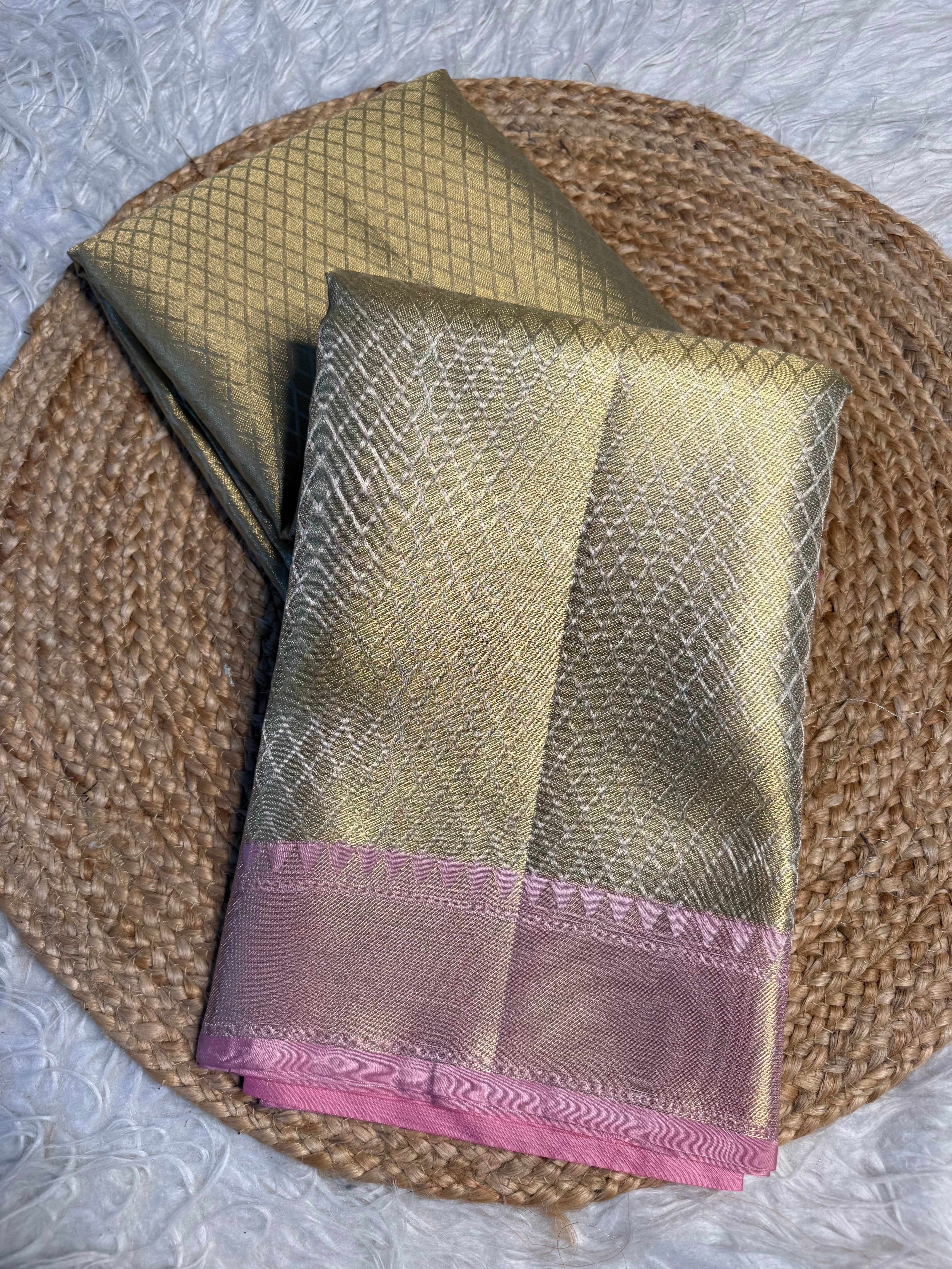 Traditional weave Softsilk Banarasi saree