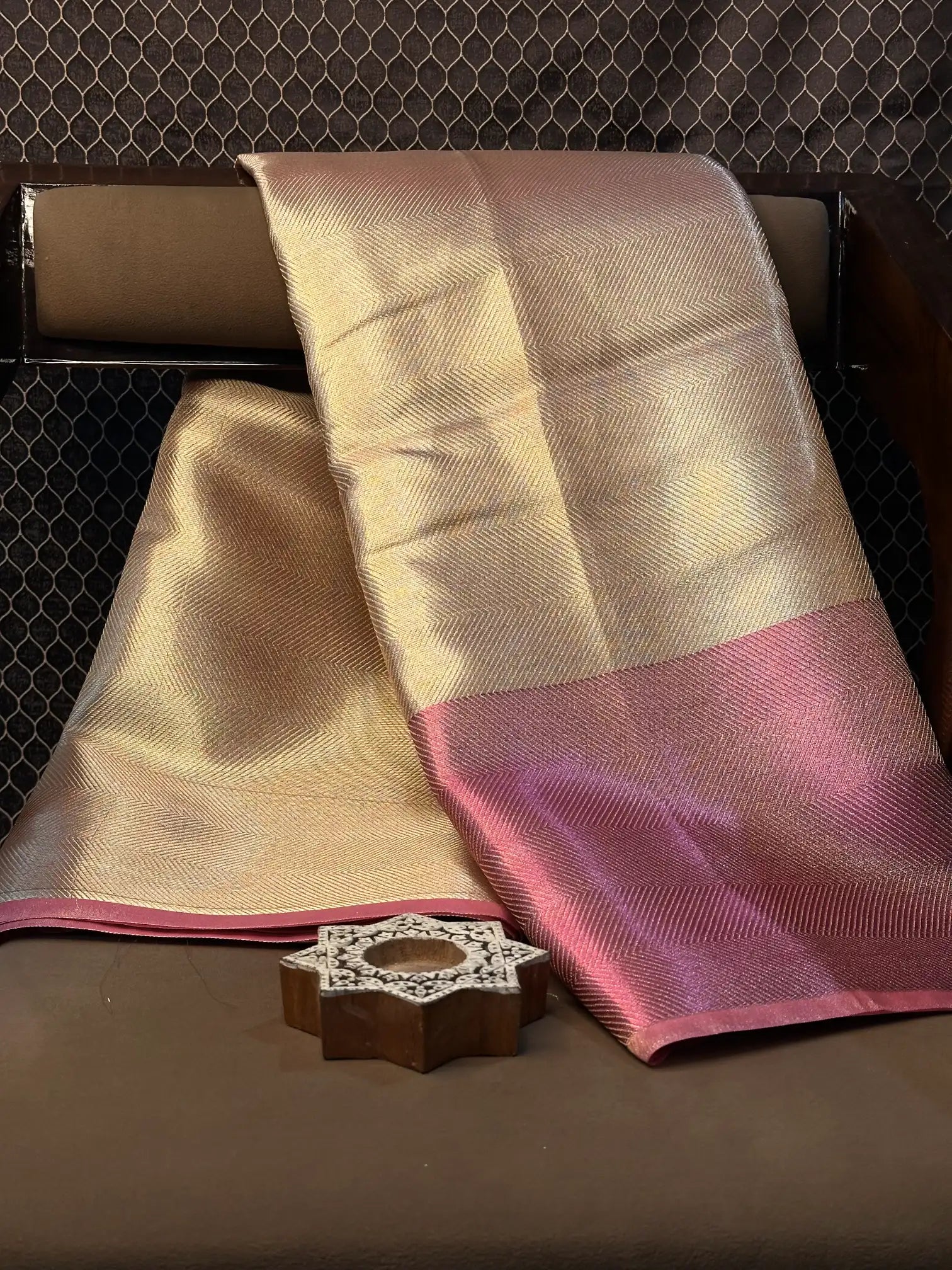 Premium contemperory weave softsilk Banarasi saree