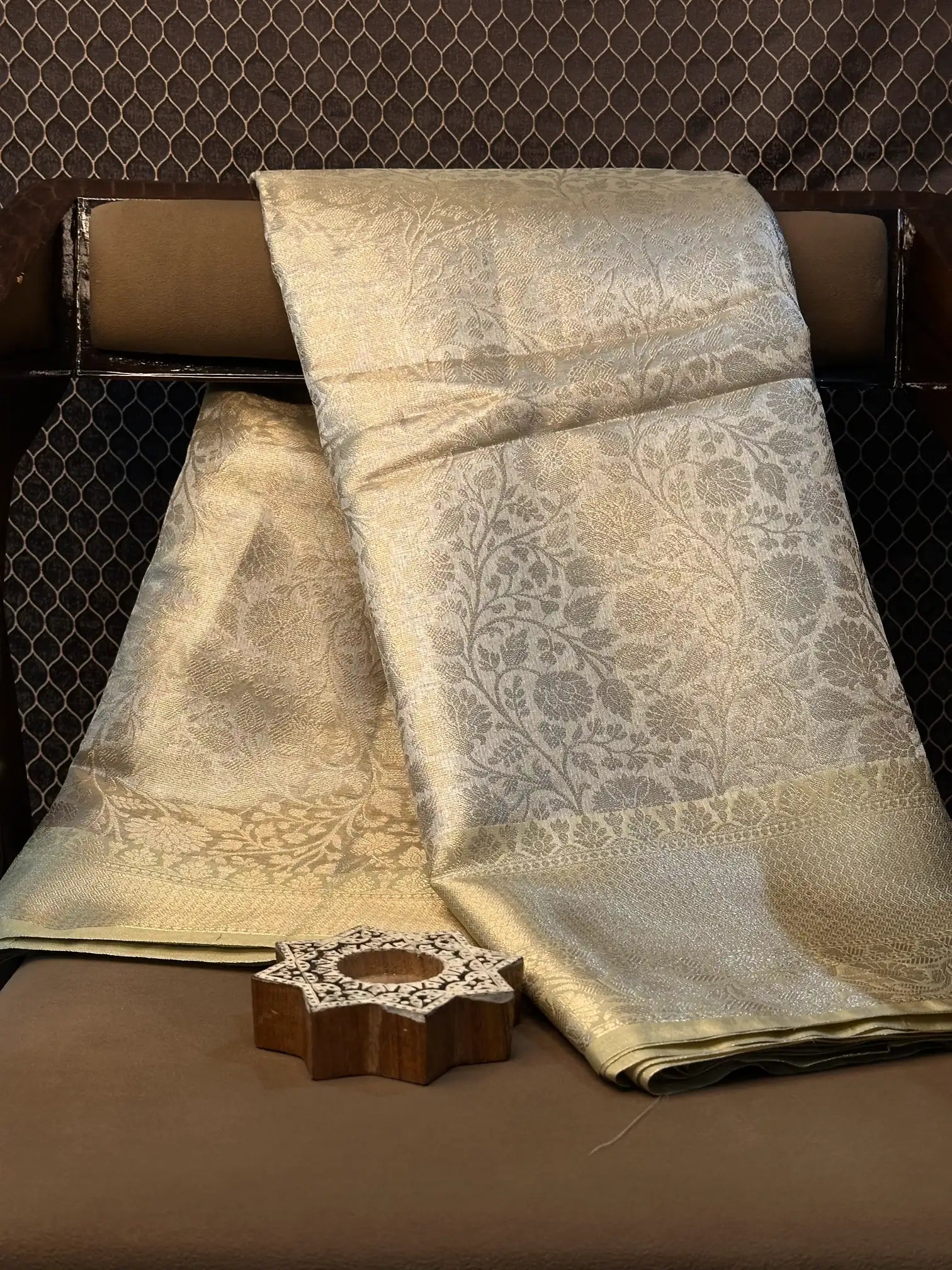 Contemporary weave Softsilk heritage Banarasi saree