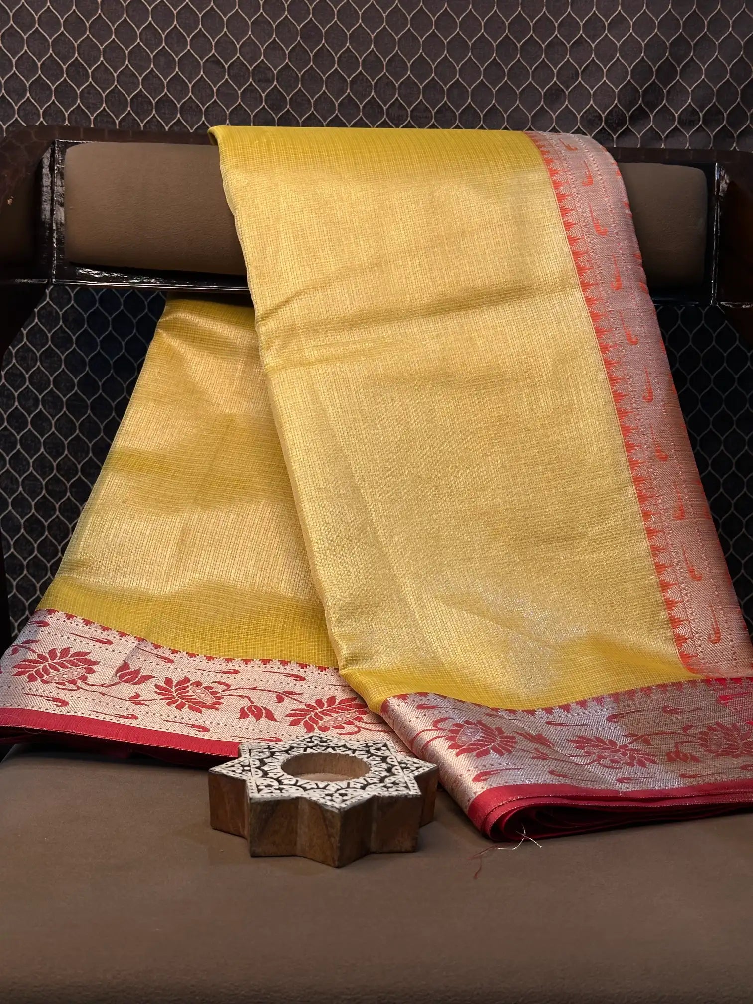 Premium contemperory weave softsilk Banarasi saree