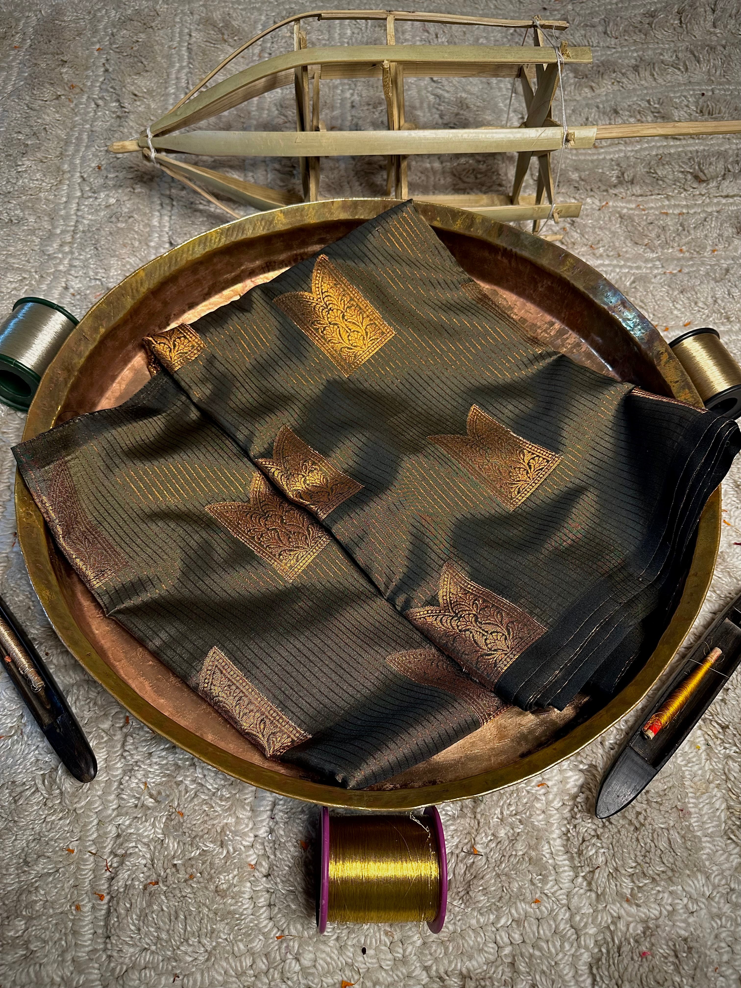Contemperory Weave Softsilk Saree