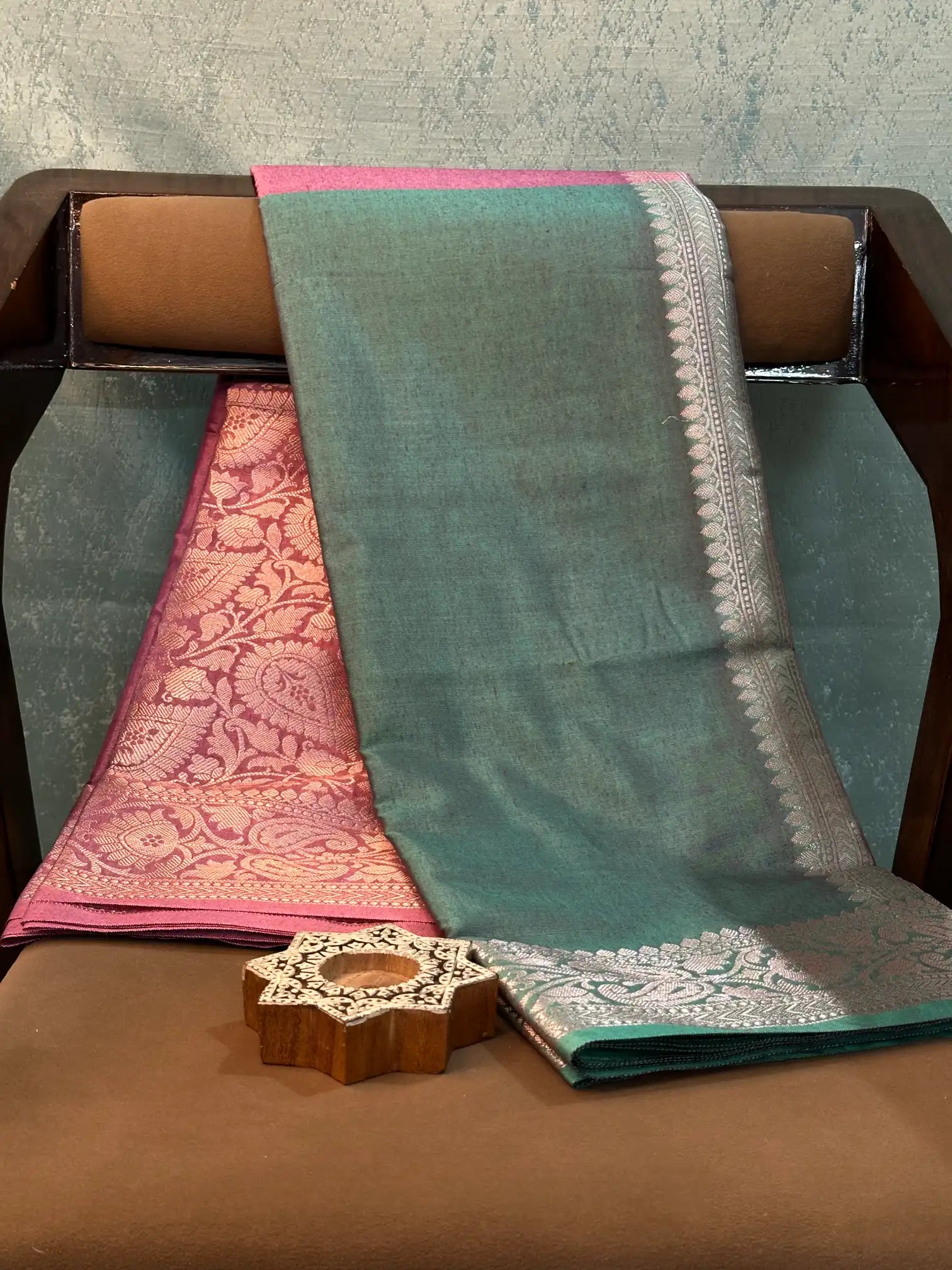 Eccentric Weave Softsilk Traditional Banarasi Saree