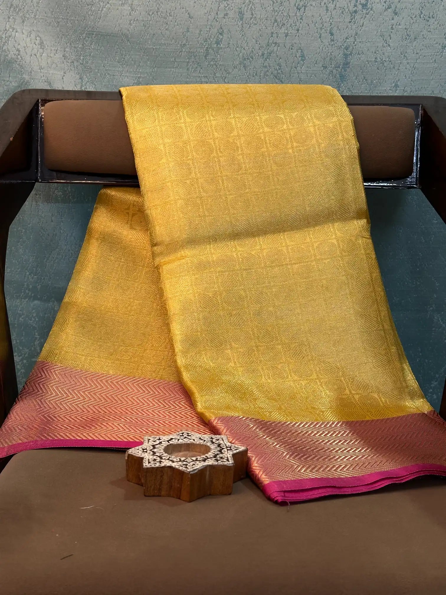 Eccentric Weave Softsilk Traditional Banarasi Saree