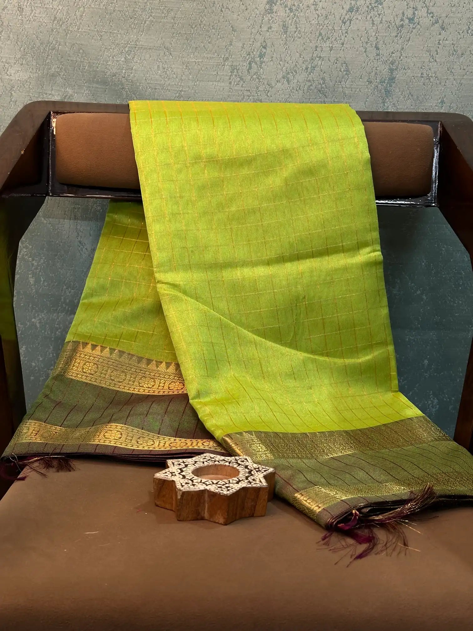 Eccentric Weave Softsilk Traditional Banarasi Saree