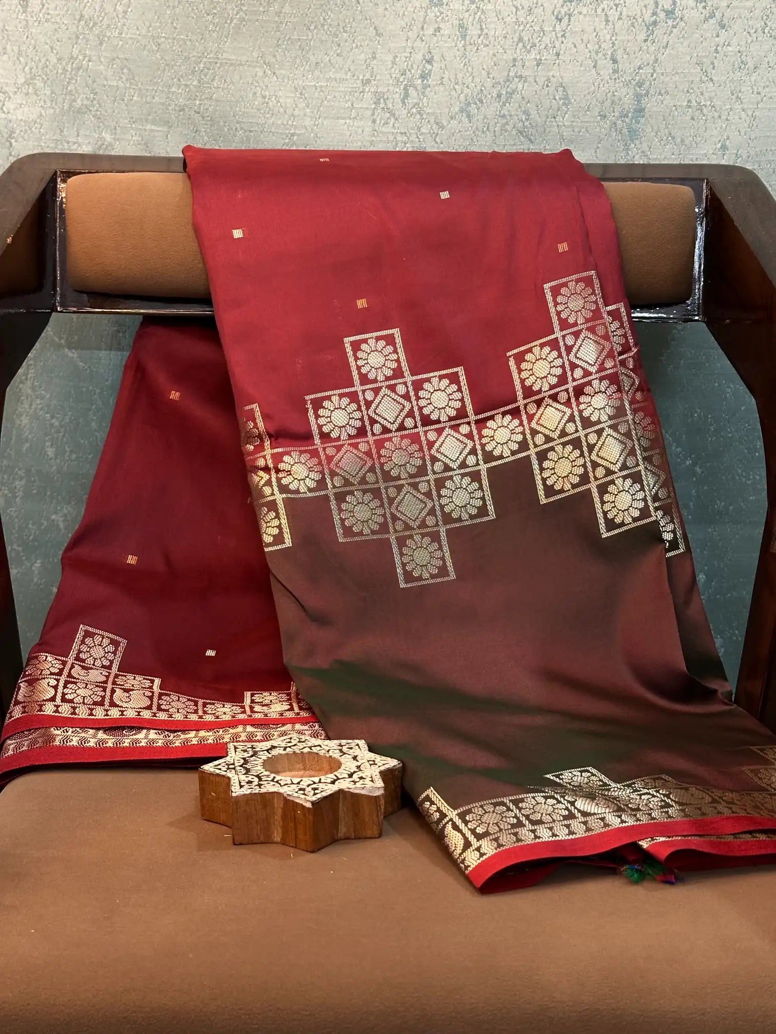 Eccentric Weave Softsilk Traditional Banarasi Saree