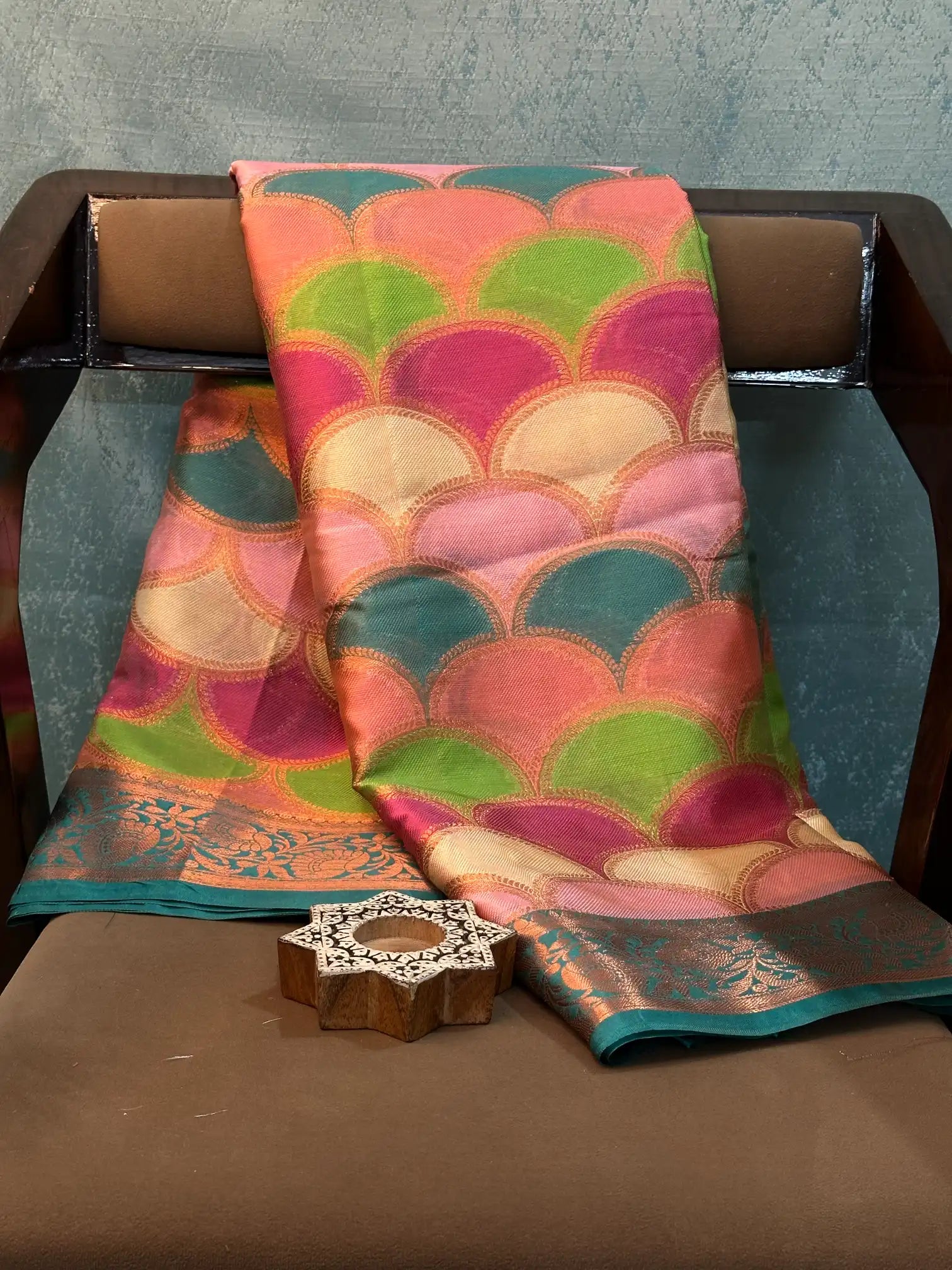Contemporary Weave Kora Tissue Silk Banarasi Saree
