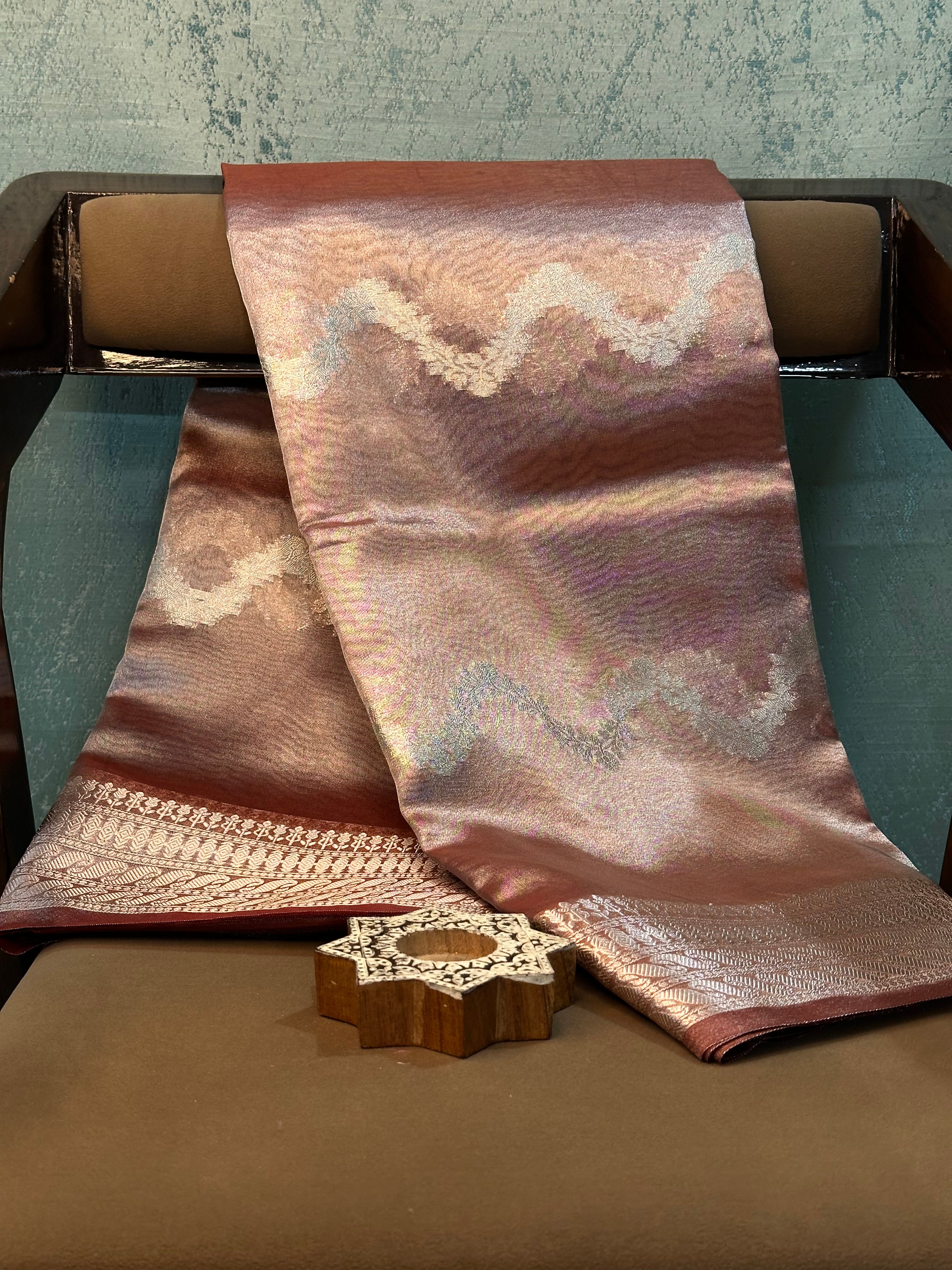 Contemporary Weave Kora Tissue Silk Banarasi Saree